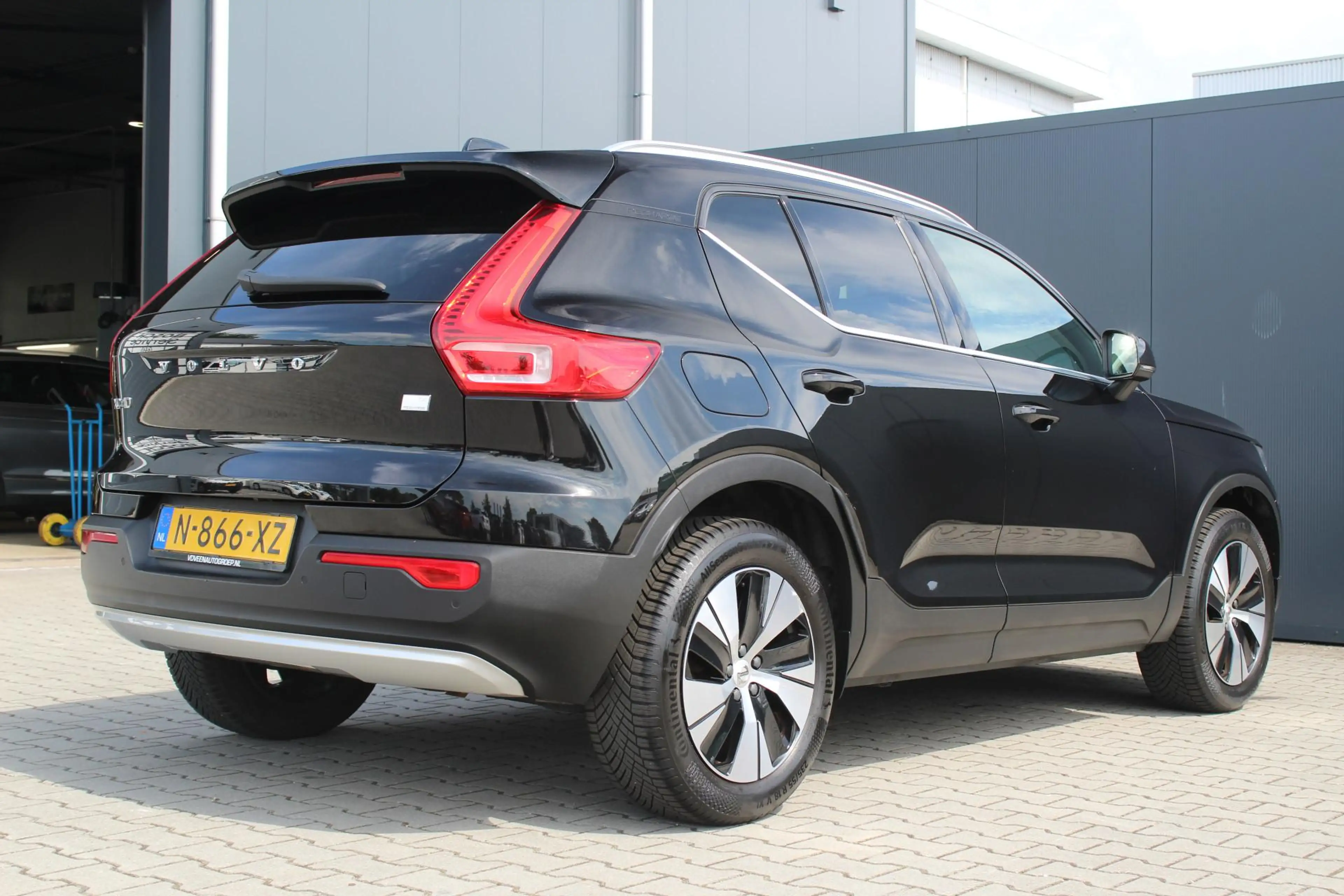 Volvo XC40 1.5 T4 Recharge Inscription Expression | Incl. 12 — photo 3