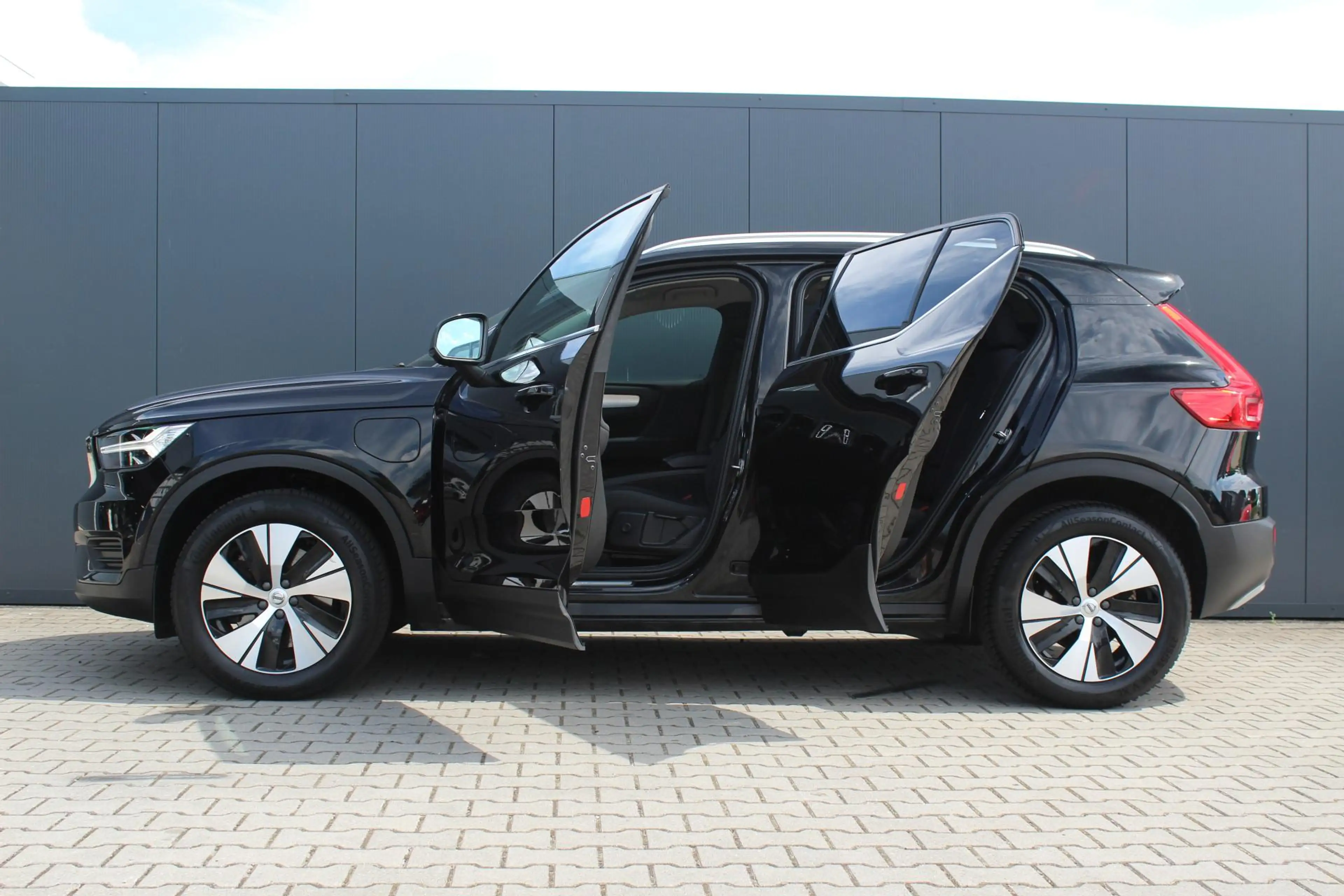 Volvo XC40 1.5 T4 Recharge Inscription Expression | Incl. 12 — photo 15