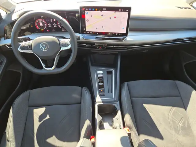 Volkswagen Golf view 8
