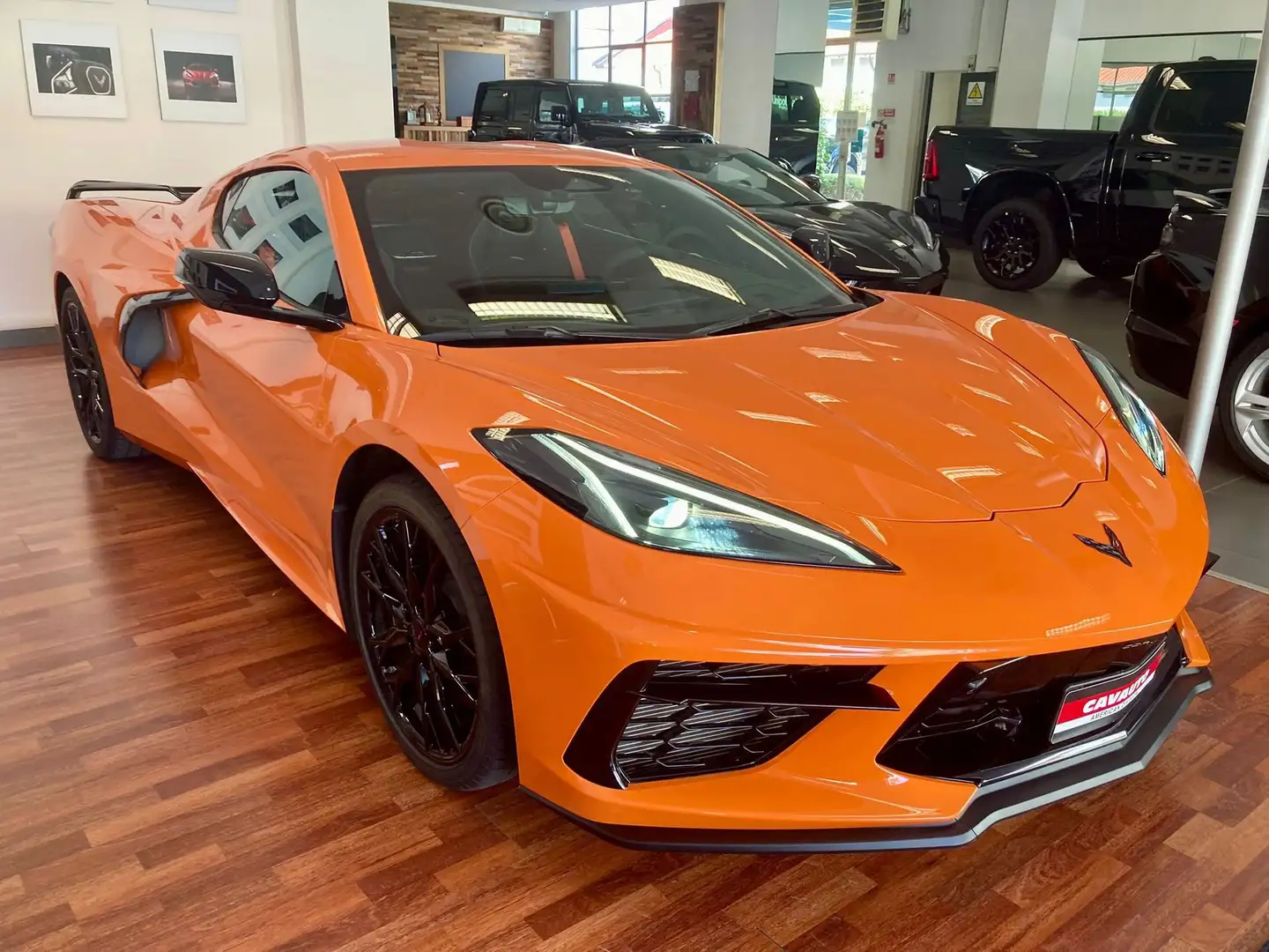 Corvette C8 3LT - COUPE' Naranja - 2