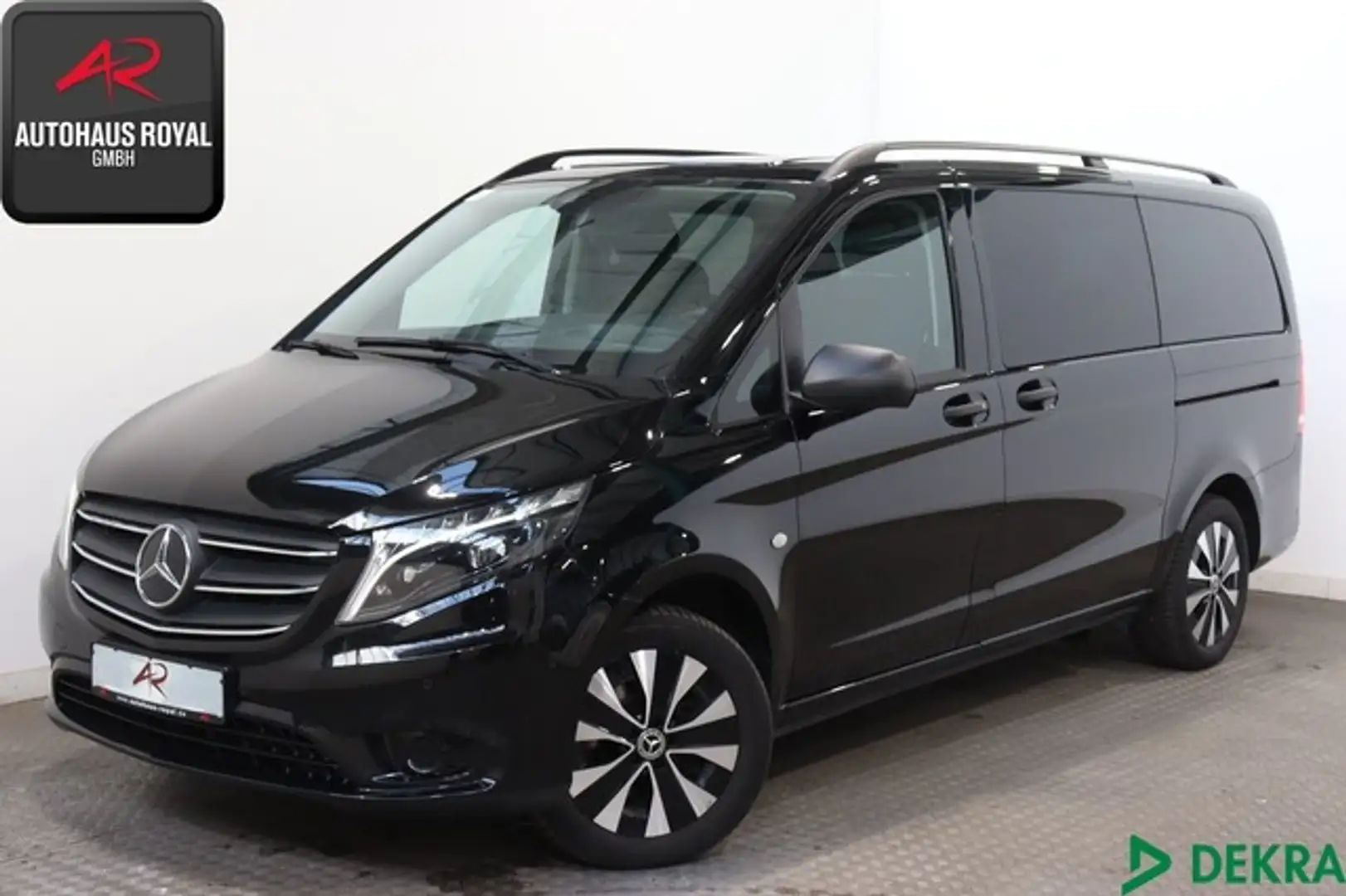 Mercedes-Benz Vito Tourer 119 CDI 4M LANG 8 SITZE STANDHZ,AHK Noir - 1
