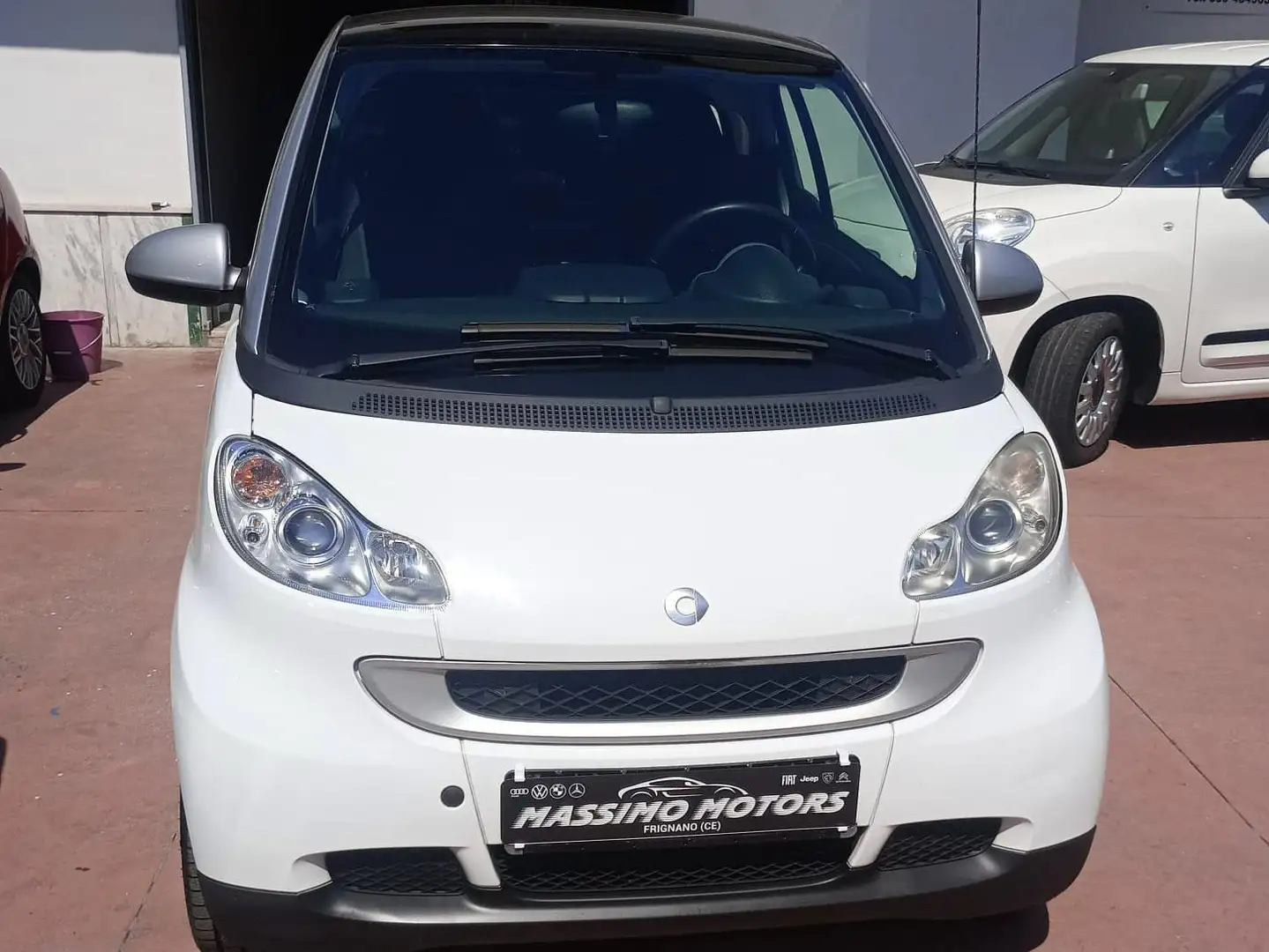 smart forTwo coupé passion cdi Blanc - 1