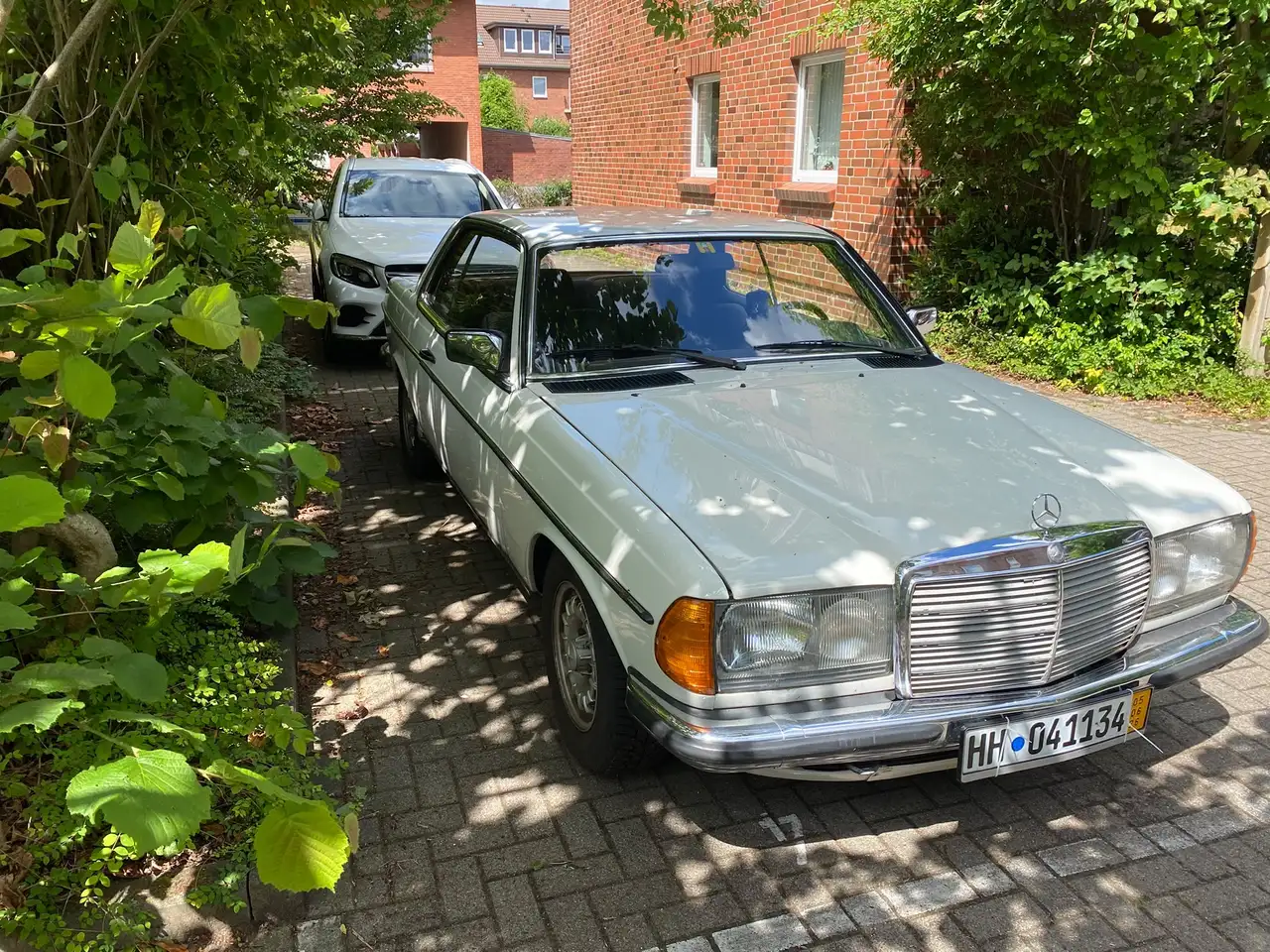Mercedes-Benz Baureihe 123 280 CE, foto 3