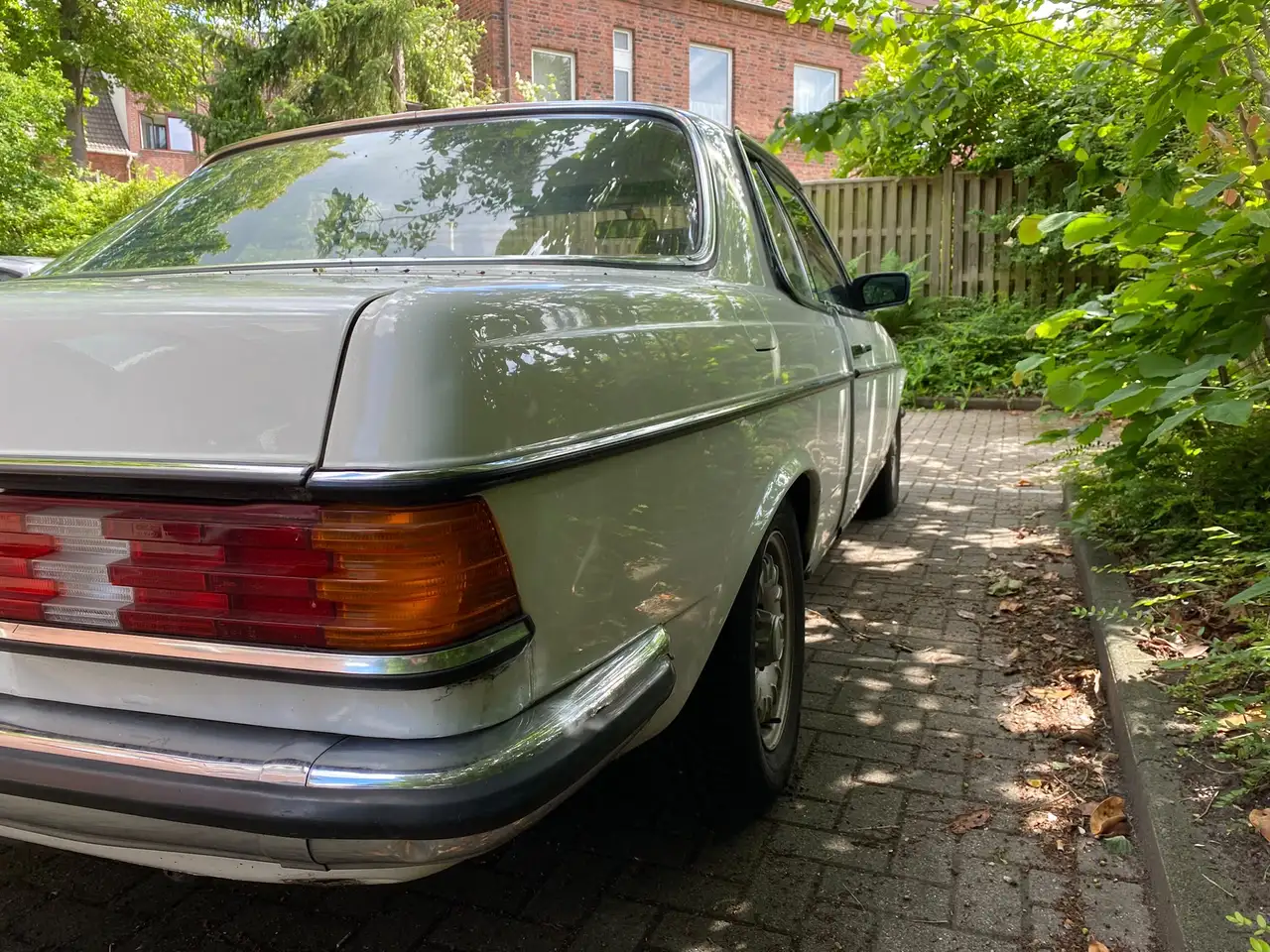 Mercedes-Benz Baureihe 123 280 CE, foto 5