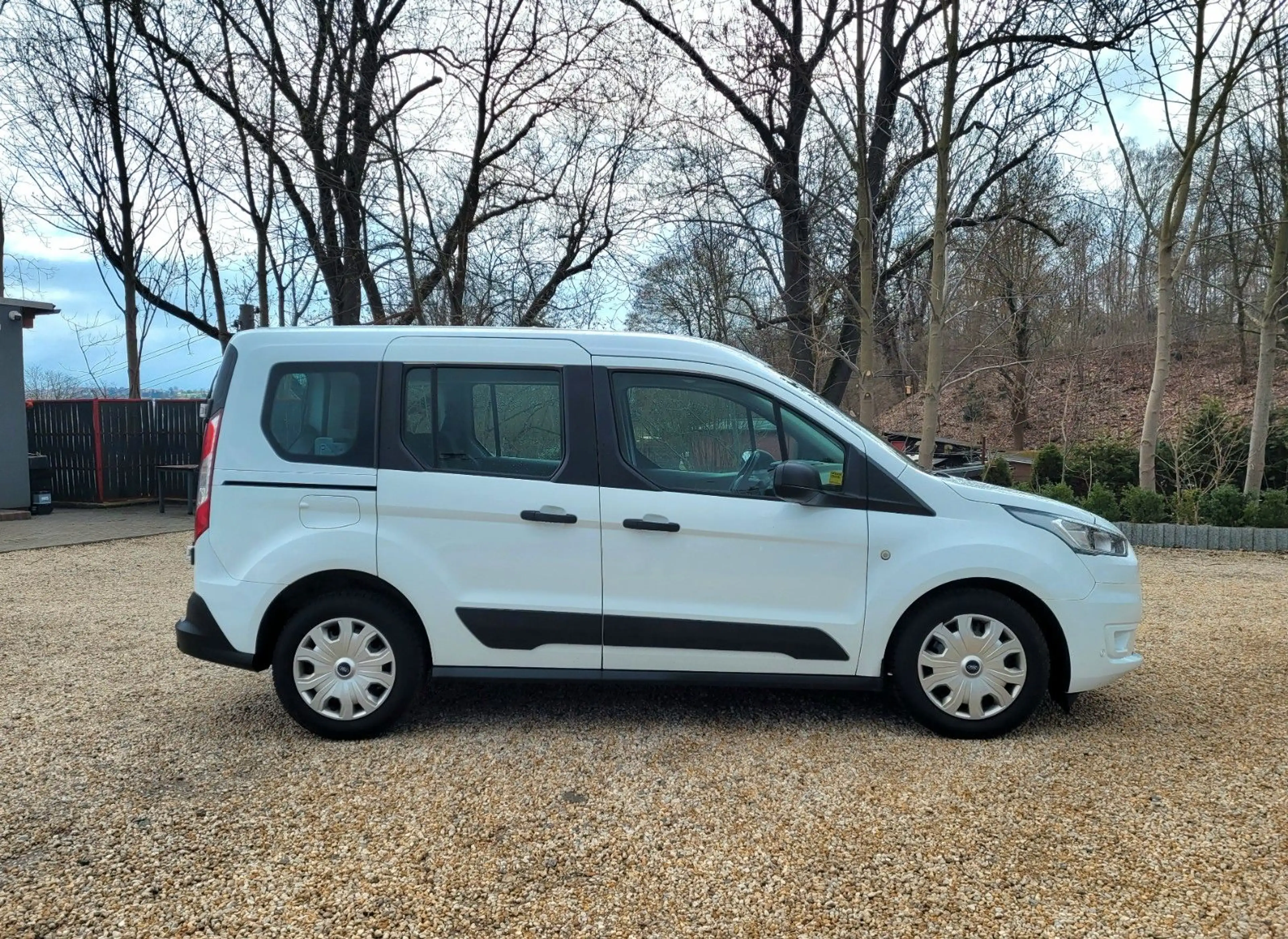 Ford Transit Connect 1.5*Klima*SZH*Temp*PDC* — photo 8