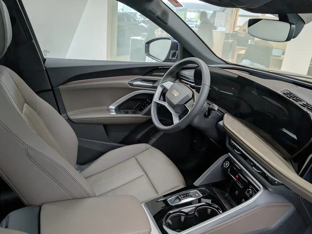Audi Q5 снимка Audi Q5