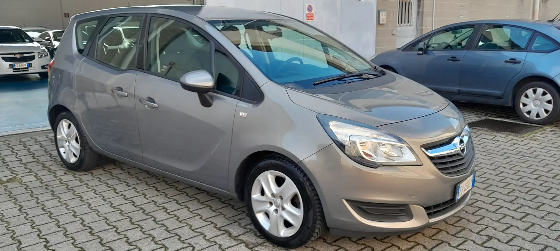 Opel Meriva 1.4T Advance (elective) Benz.Gpl-tech 120cv Gris - 1