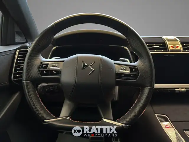 DS Automobiles DS 7 view 10