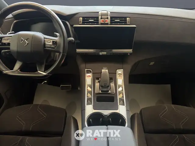 DS Automobiles DS 7 view 9