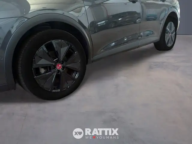 DS Automobiles DS 7 view 4