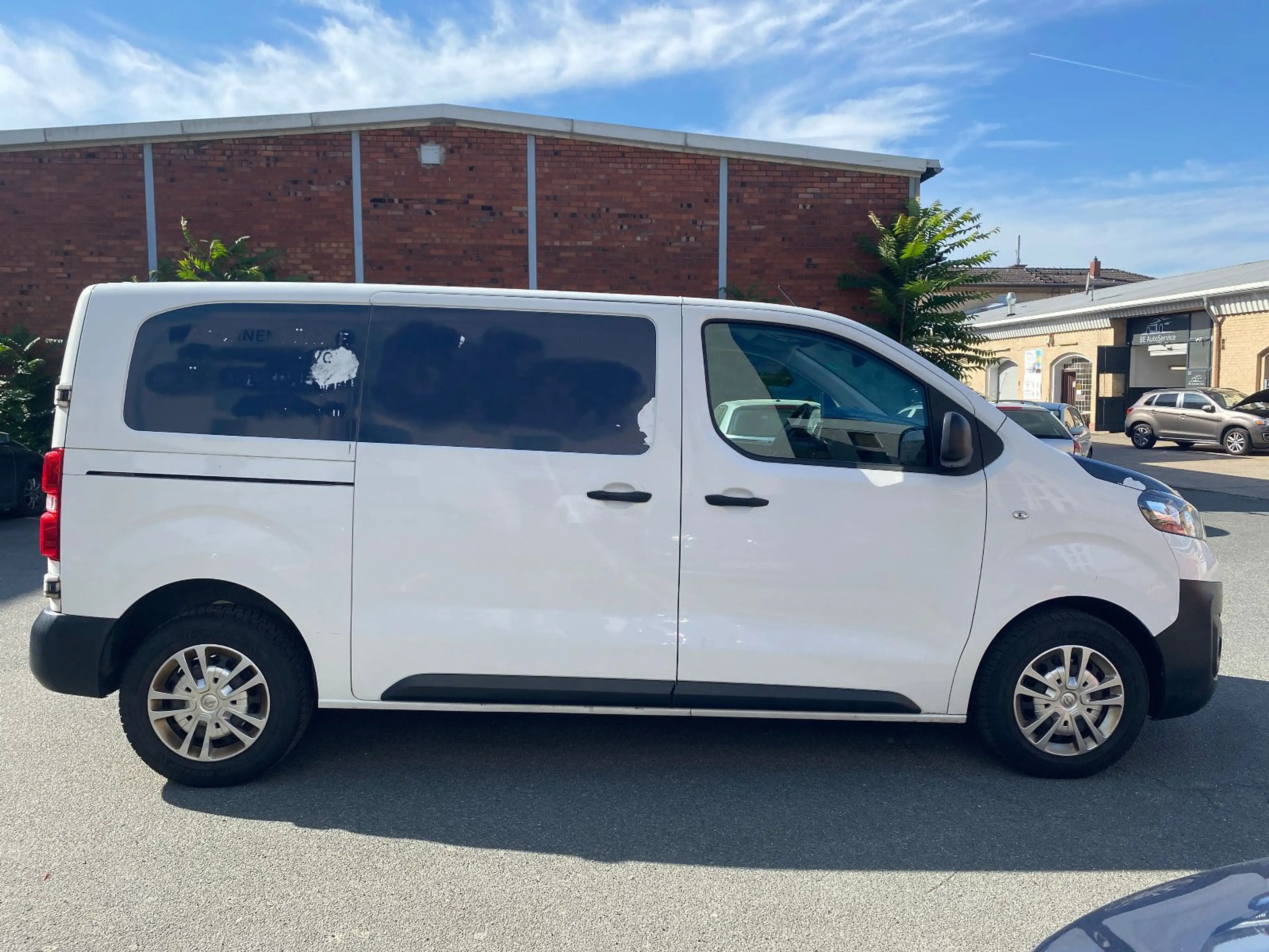 Opel Vivaro Kasten Edition M Tempo/PDC/Bluetooth/USB — photo 10