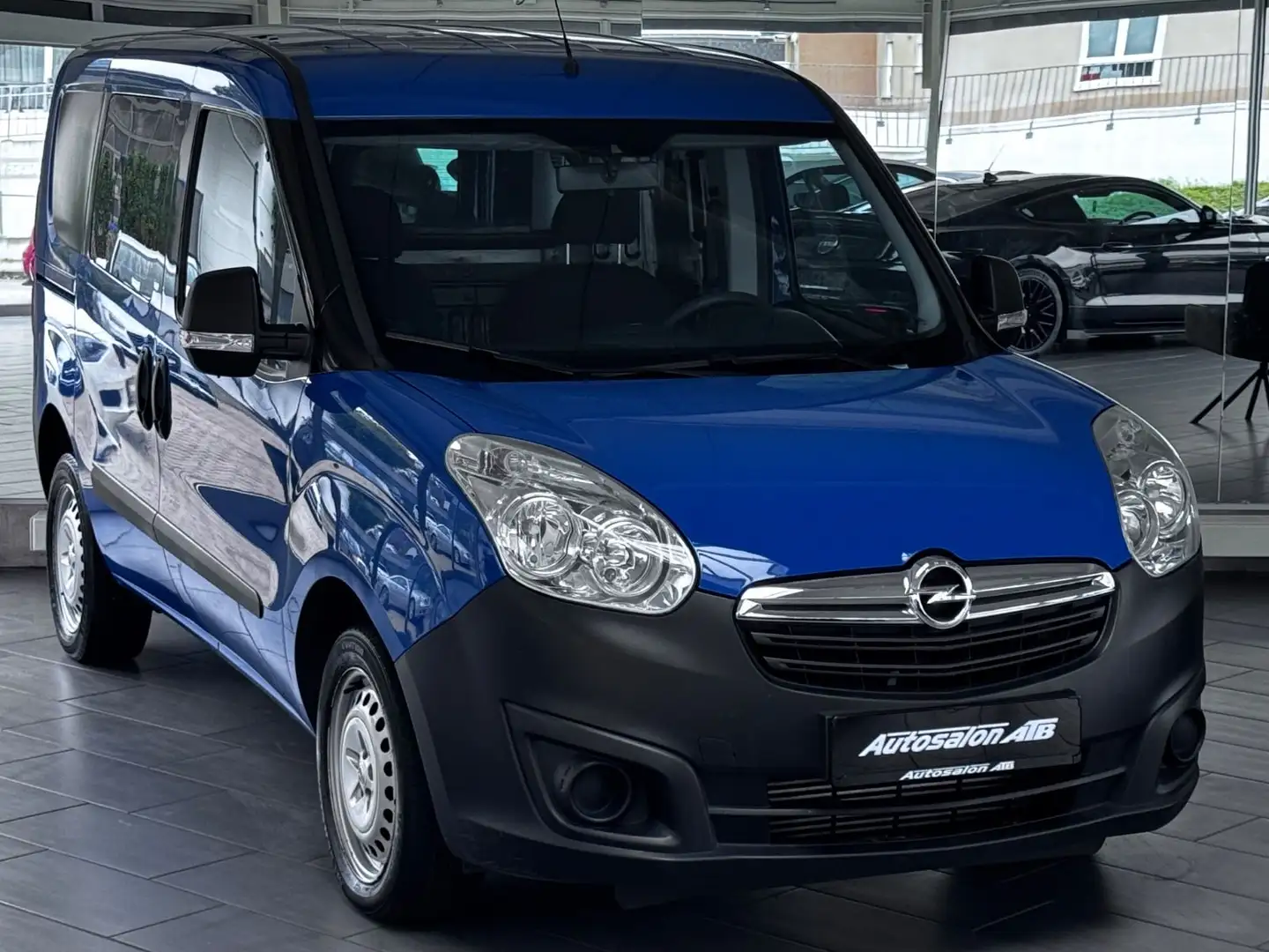 Opel Combo D Kasten L1H1 2,4t Blau - 1