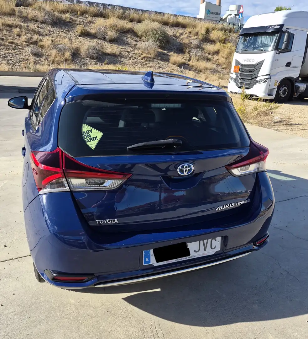 Toyota Auris hybrid 140H Feel! - 2