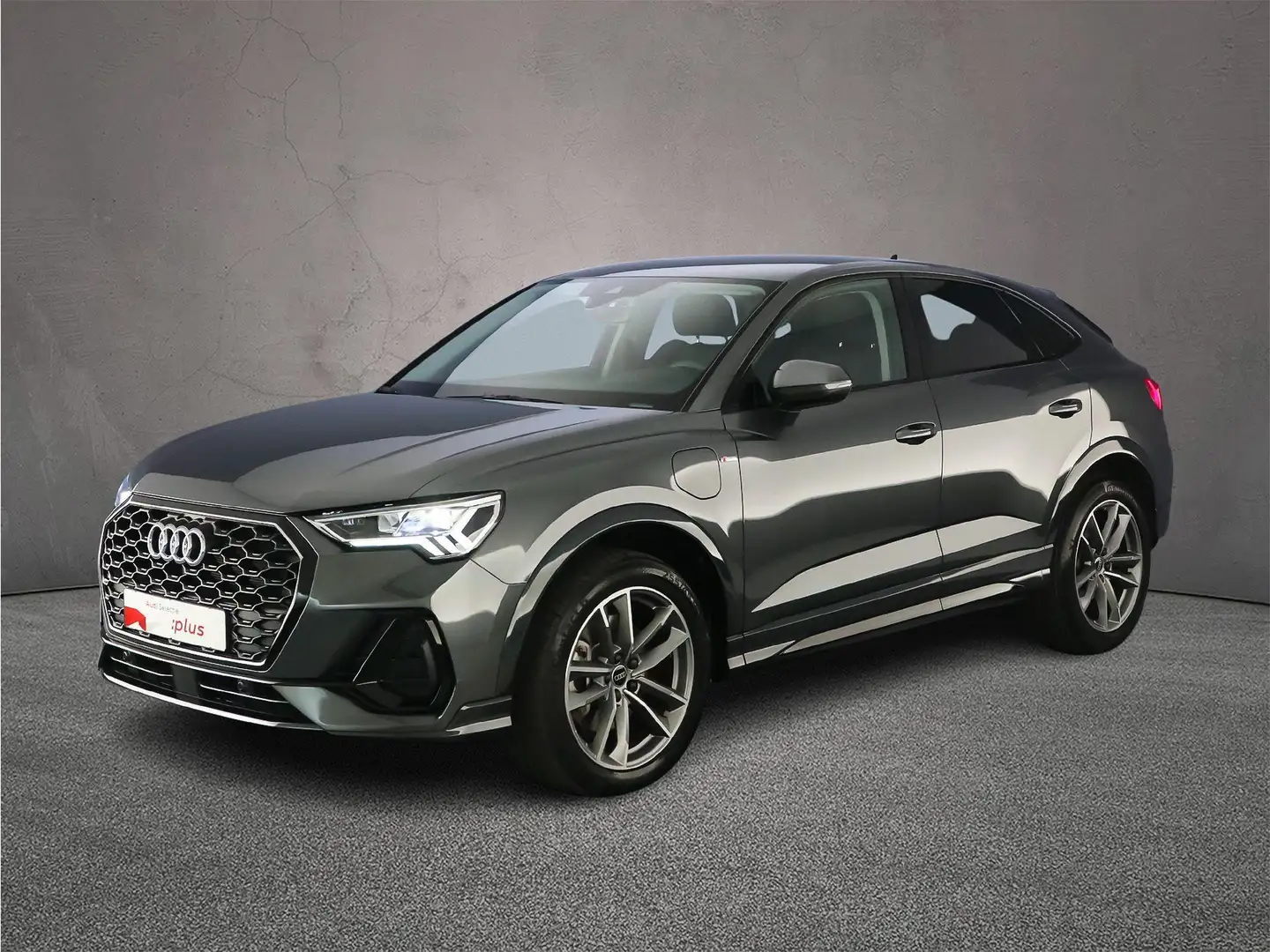 Audi Q3 Sportback 45 TFSI e S Edition | Led | Virtual cock Grijs - 2