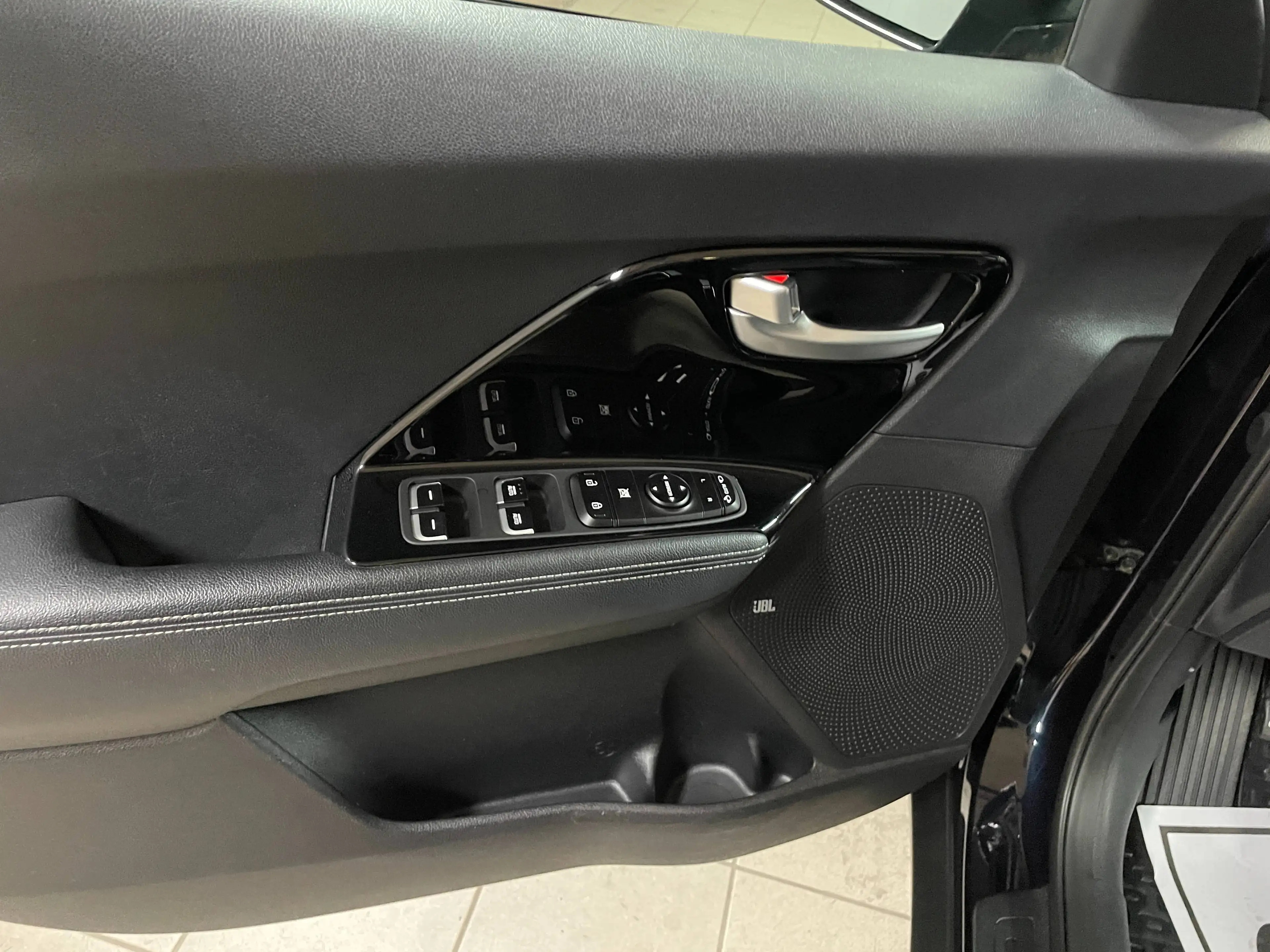 Kia Niro Edition 7 — photo 9