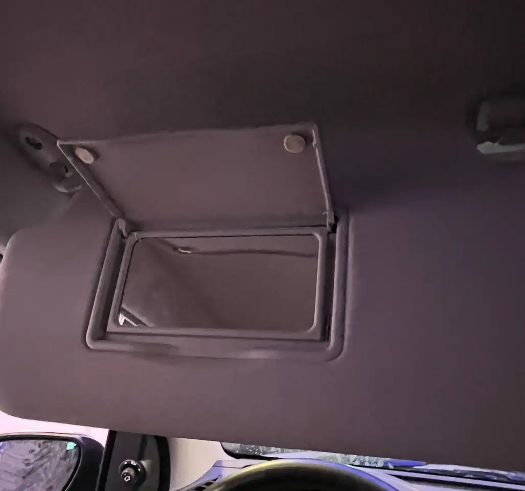 Ford Fiesta 5 portes — photo 4