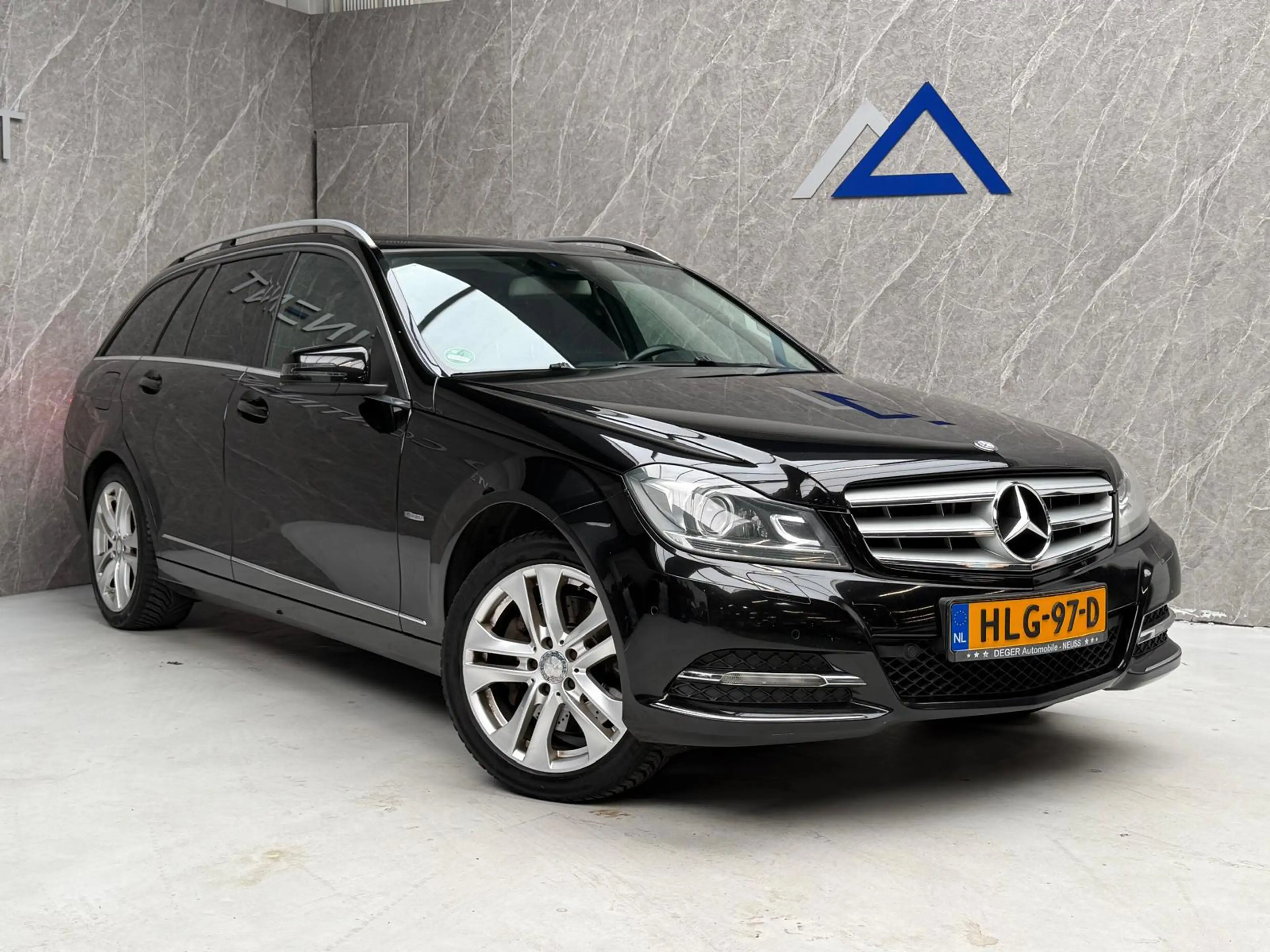Mercedes-Benz C 350 Estate Avantarde 306 PK / Goed Onderh / Netjes — photo 4