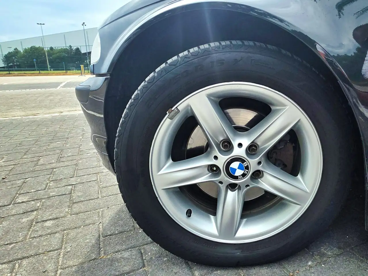 BMW 320i, foto 9