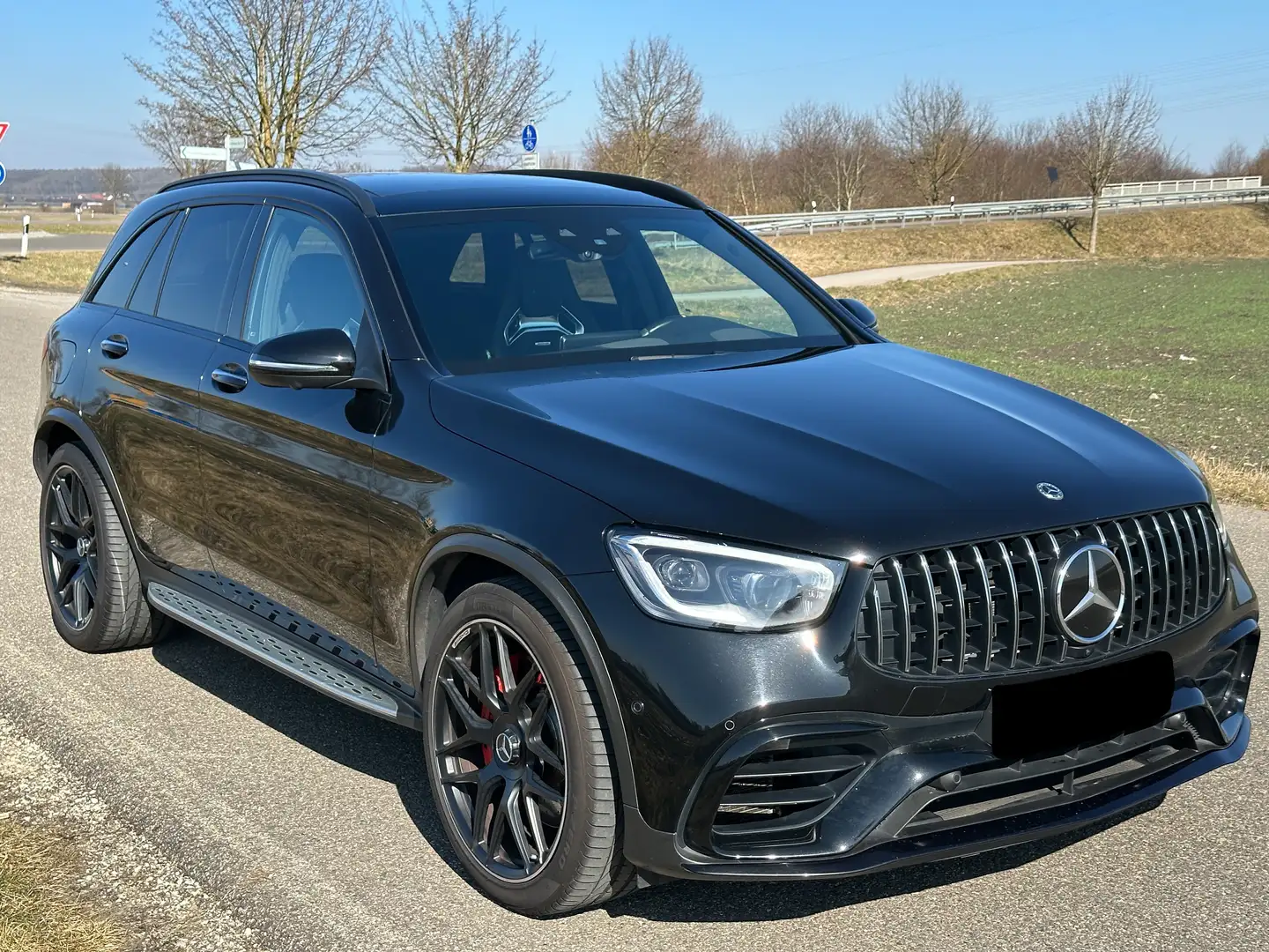 Mercedes-Benz GLC 63 AMG S | PANO | HUD | Vollausst. | 360° Noir - 1