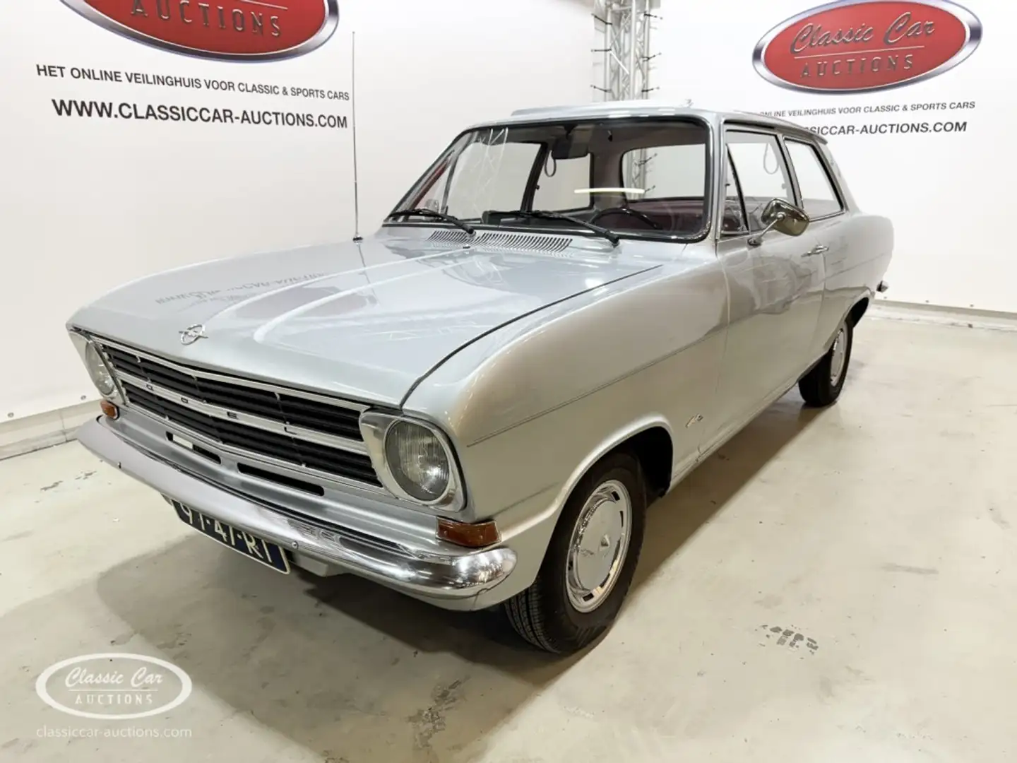 Opel Kadett - ONLINE AUCTION Grijs - 1