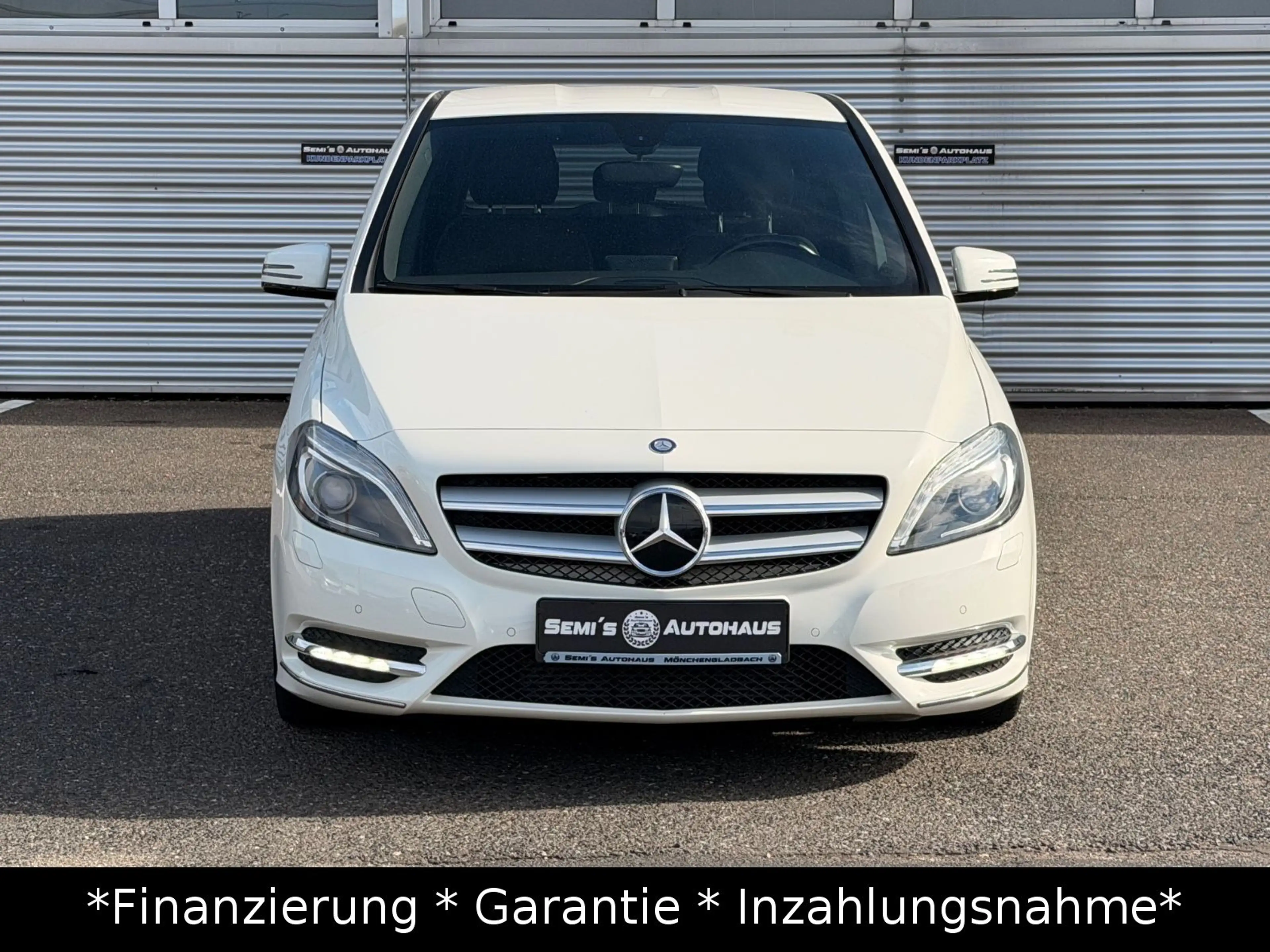 Mercedes-Benz B 180 Sport Edition*Automatik*Xenon*AHK* — photo 2