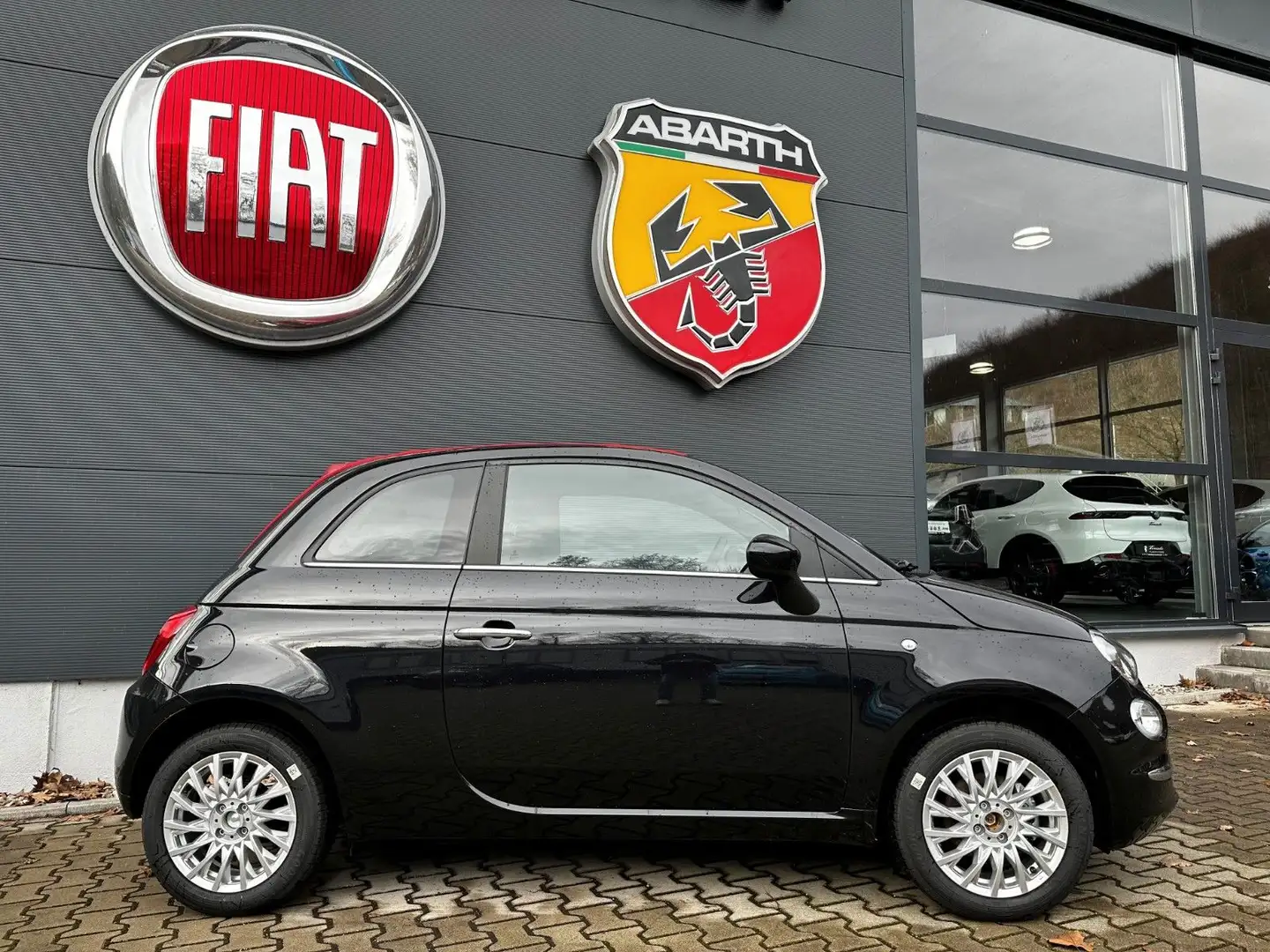 Fiat 500C +MY23 Dolcevita +EINPARKHILFE+KLIMA+NAVI+ Noir - 2