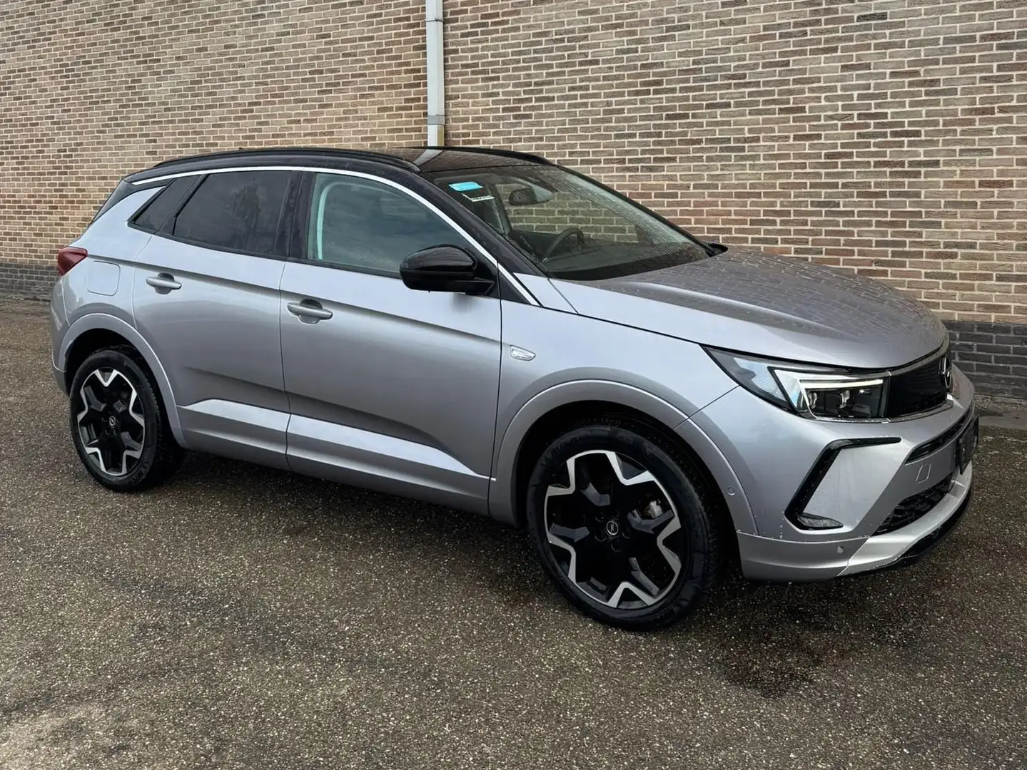 Opel Grandland GRANDLAND 1.2 A/T ULTIMATE WINTERPAK/NAVI/KEYLESS Gris - 1