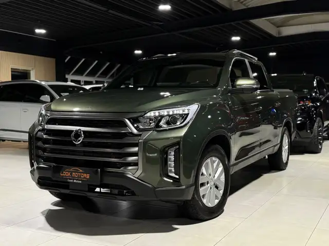 SsangYong Musso GRAND MUSSO 2.2 Turbo e-Xdi 4WD Auto. 203cv TVAC