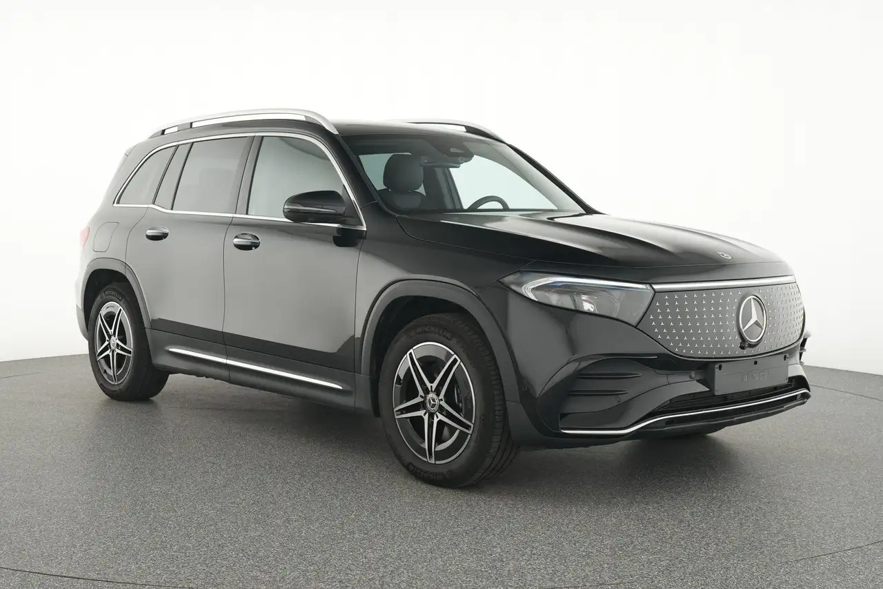 Mercedes-Benz EQB 250 2026