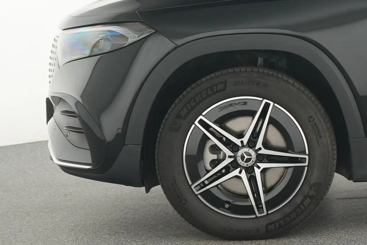 Mercedes-Benz EQB 250 2026