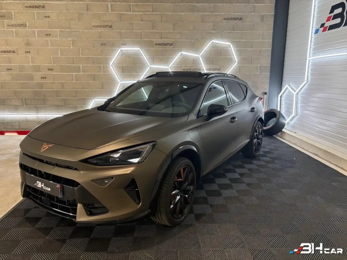 CUPRA Formentor 1.5 E-HYBRID 272 CH VZ EXTREME DSG BVA - 1