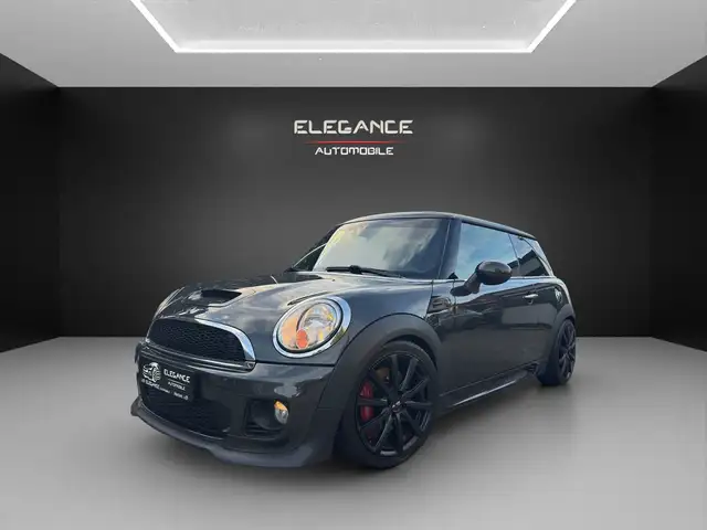 MINI John Cooper Works Mini John Cooper Works