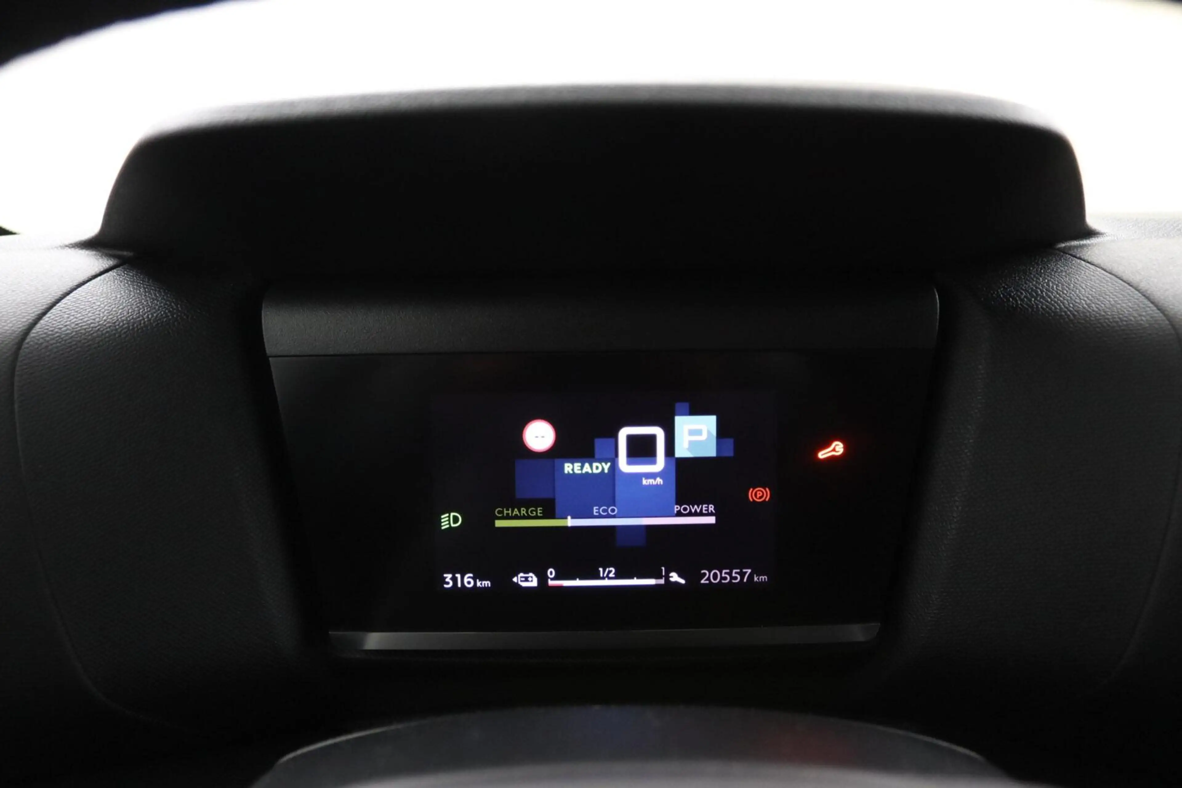 Citroen E-C4 Electric You 50 kWh — photo 9
