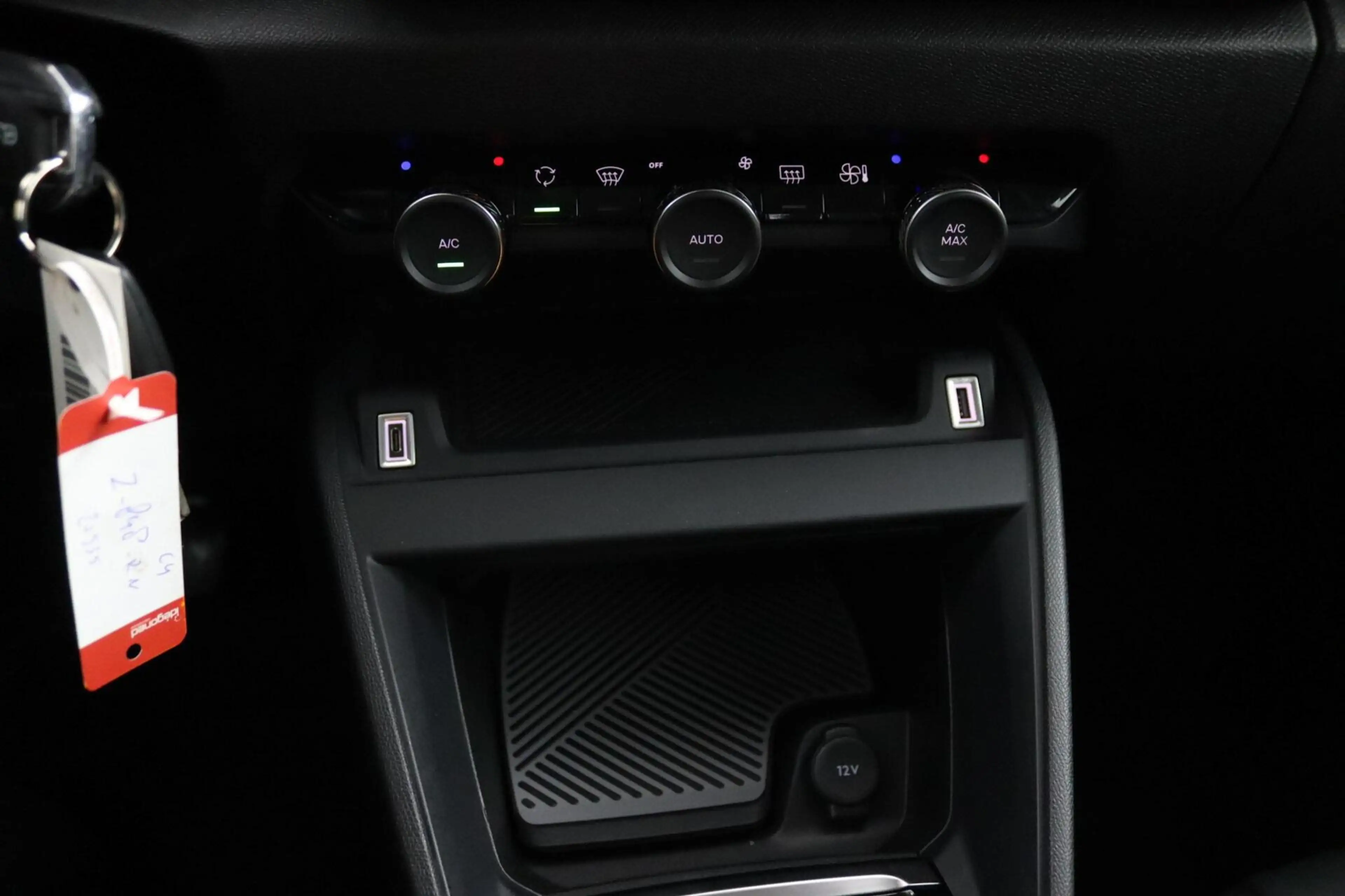 Citroen E-C4 Electric You 50 kWh — photo 8