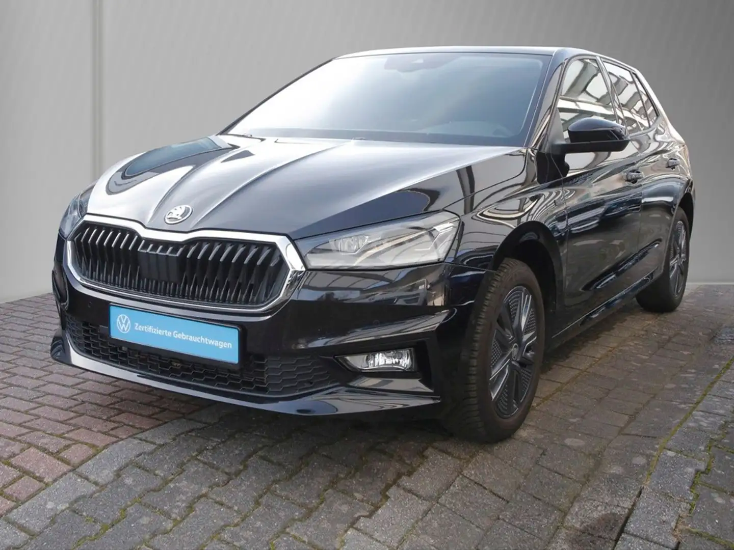 Skoda Fabia 1.0 TSI DSG Tour 16'NAVI LED RFK DAB SHZ Schwarz - 2