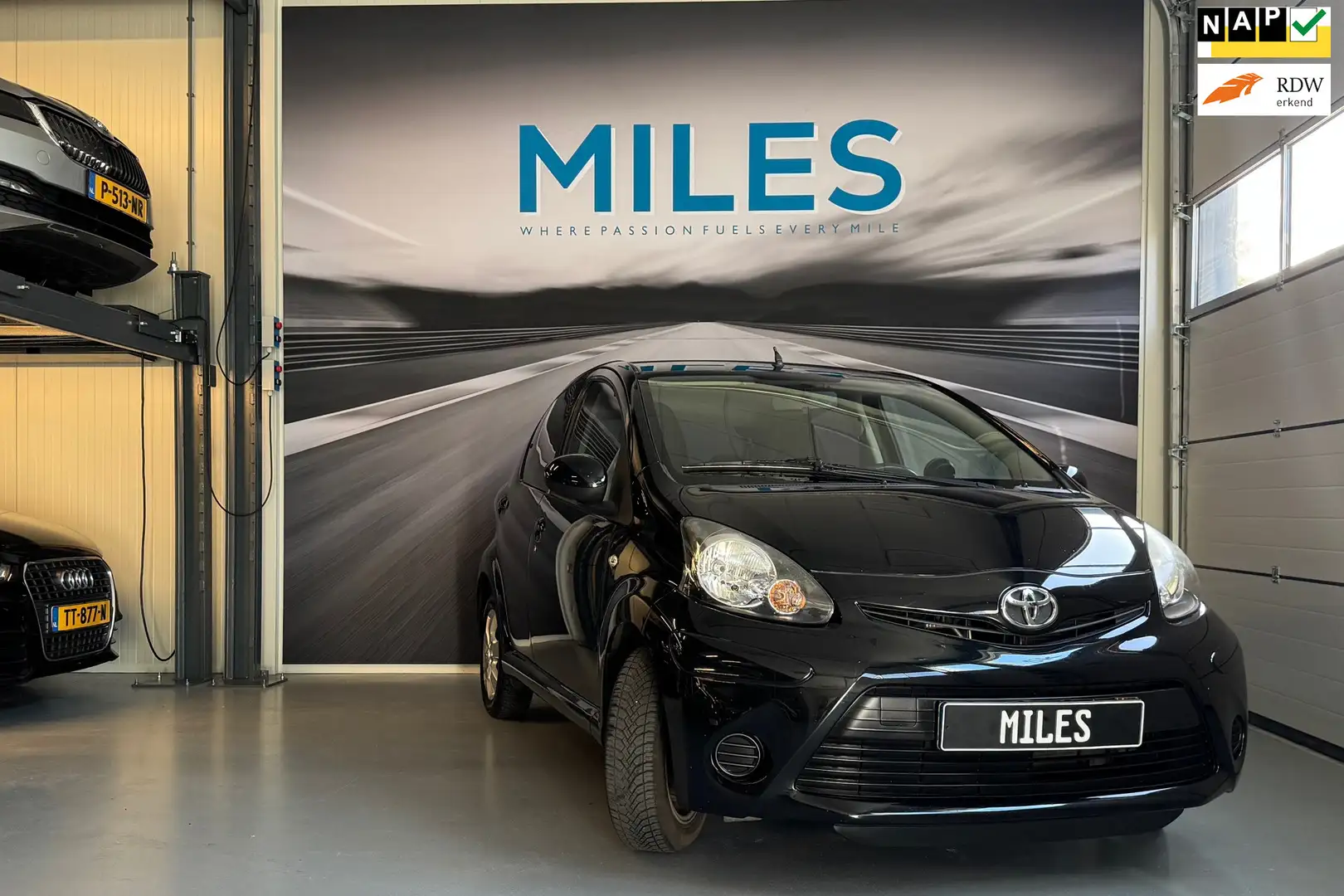 Toyota Aygo 1.0 VVT-i Now incl. 1 jaar Autotrust garantie! Schwarz - 1