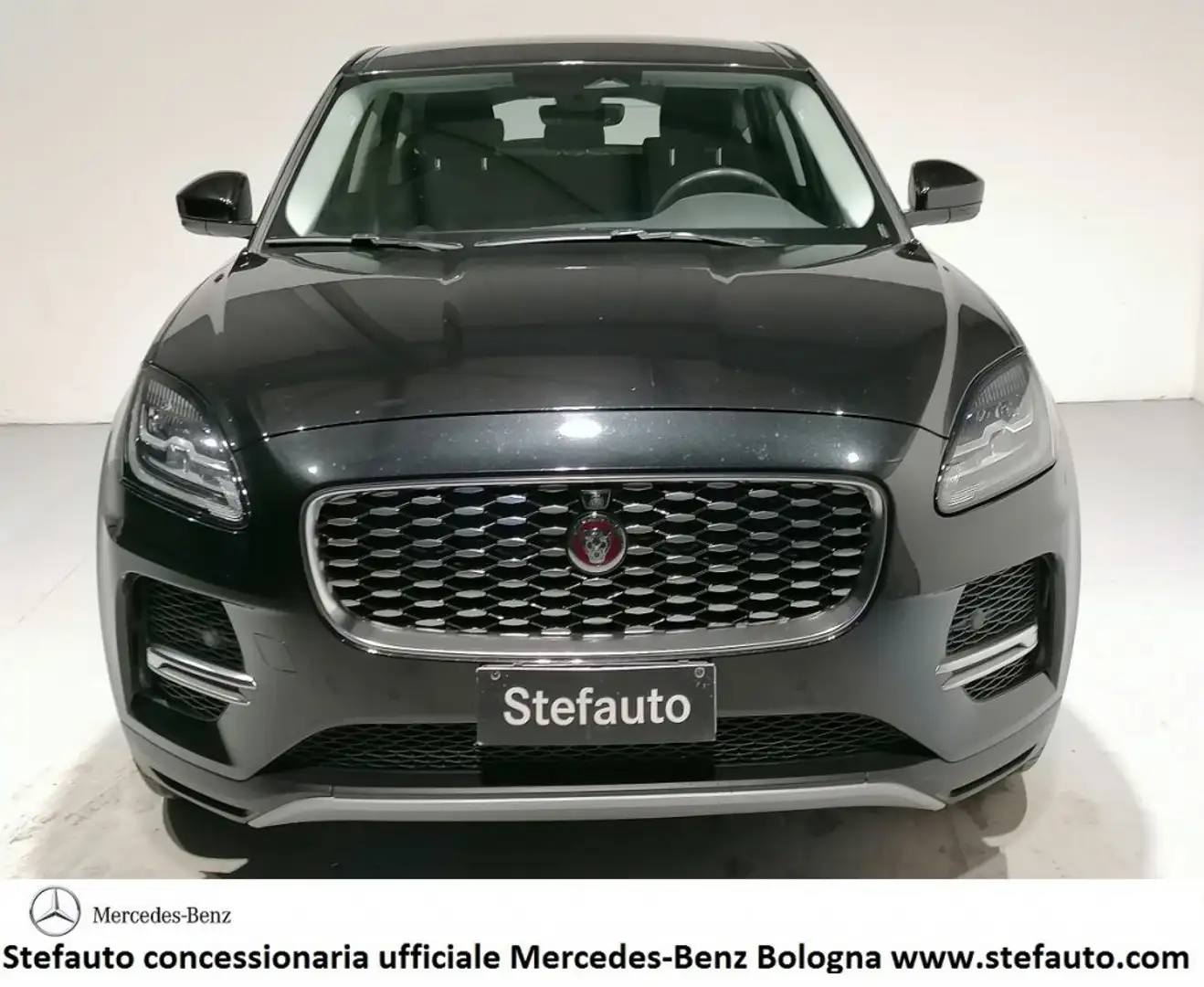 Jaguar E-Pace 2.0D I4 204 CV AWD Auto Siyah - 2