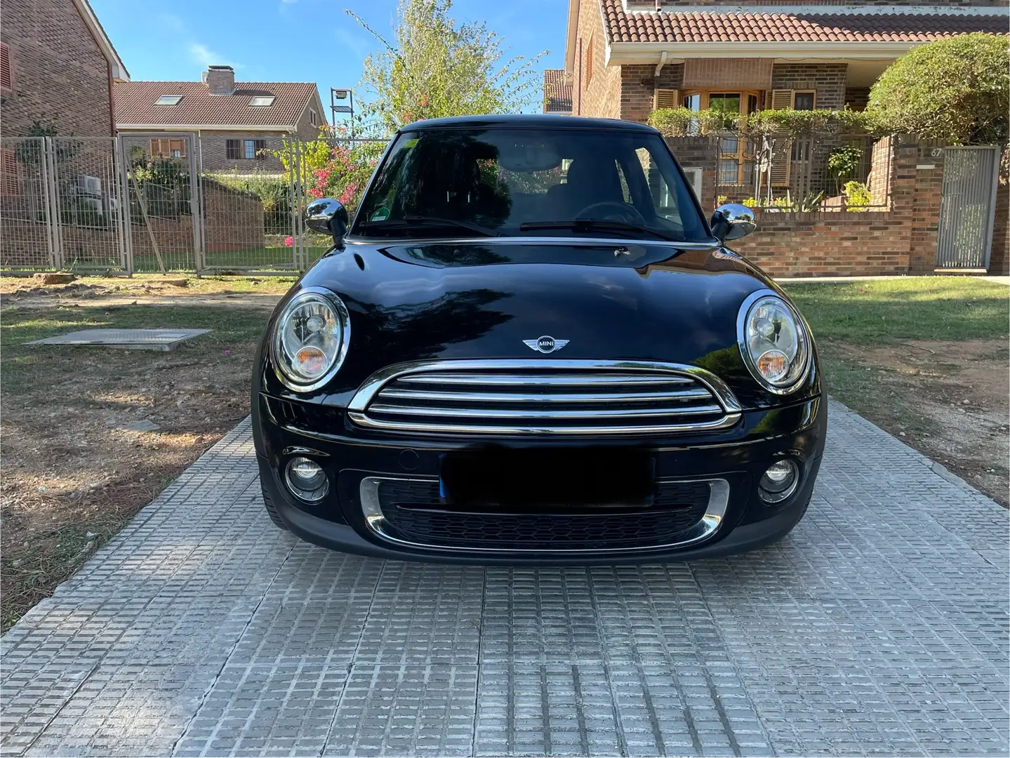 MINI One D full extras. navegador, asientos calefactables… - 1