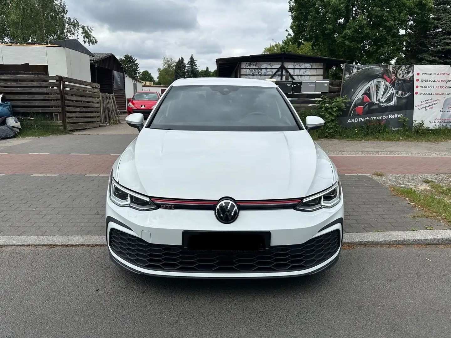 Volkswagen Golf GTI 2.0 tsi 245cv dsg Wit - 2