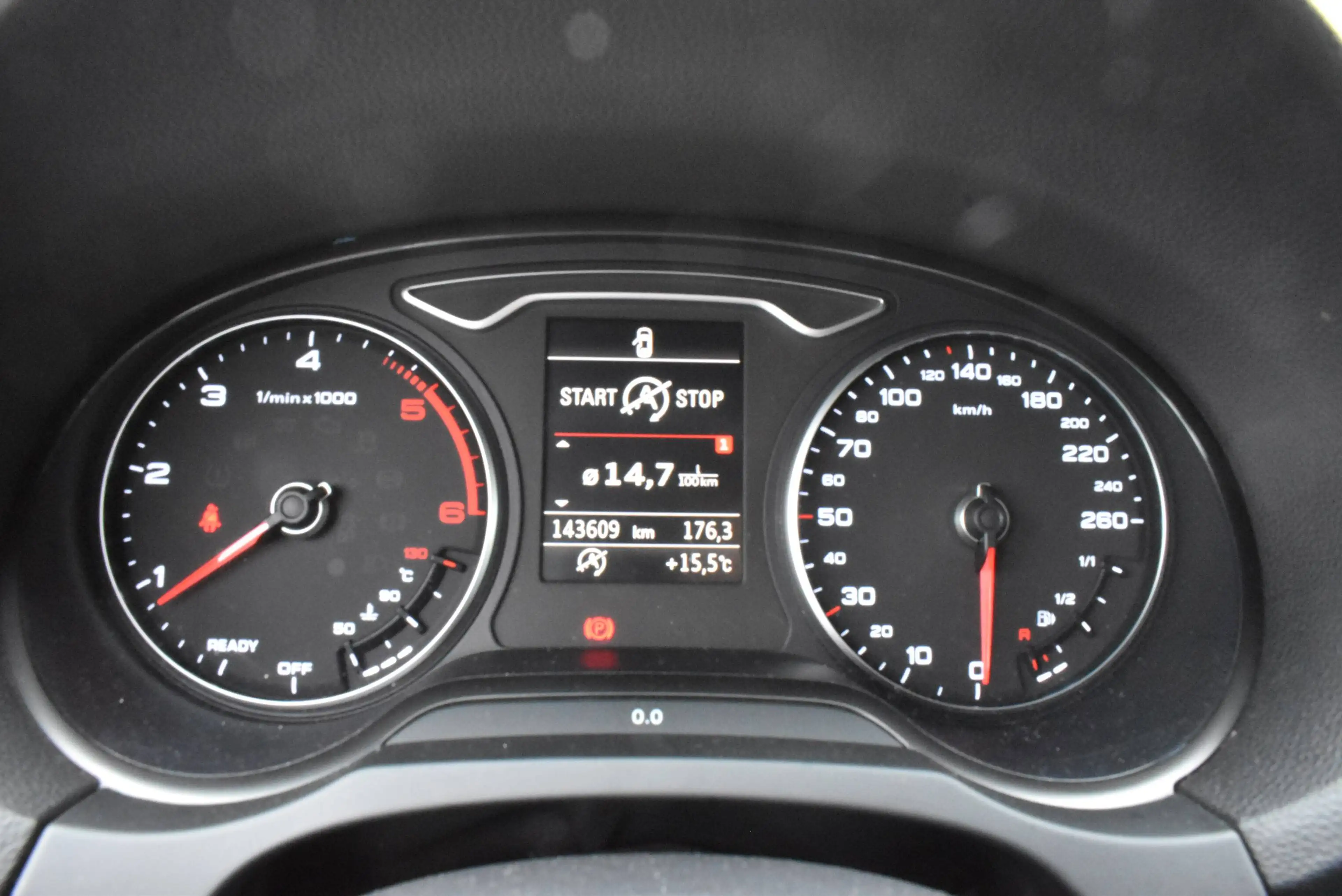 Audi A3 1.6 TDi Design Pack Sport Xenon ***12M GARANTIE*** — photo 13