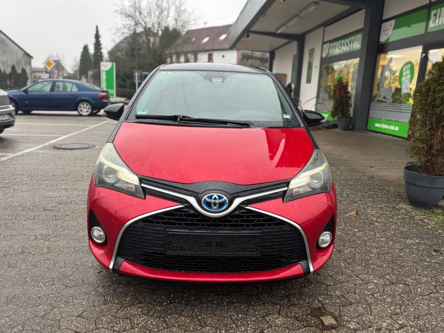 Toyota Yaris Style Hybrid*1 HAND*NAVI*LEDER*KAMERA* Rot - 1
