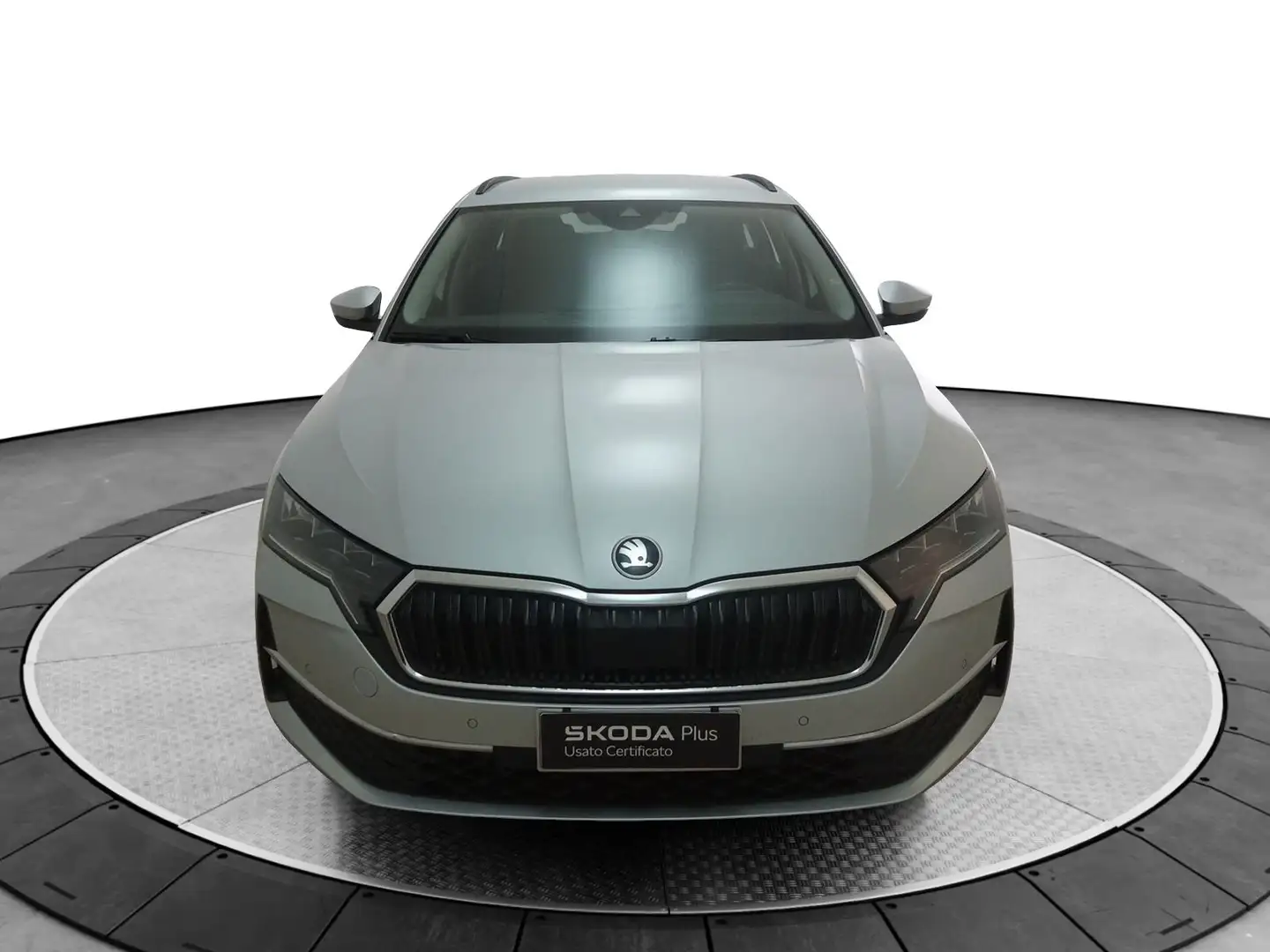 Skoda Octavia Octavia 2.0 TDI 150 CV DSG Wagon Executive Argento - 2