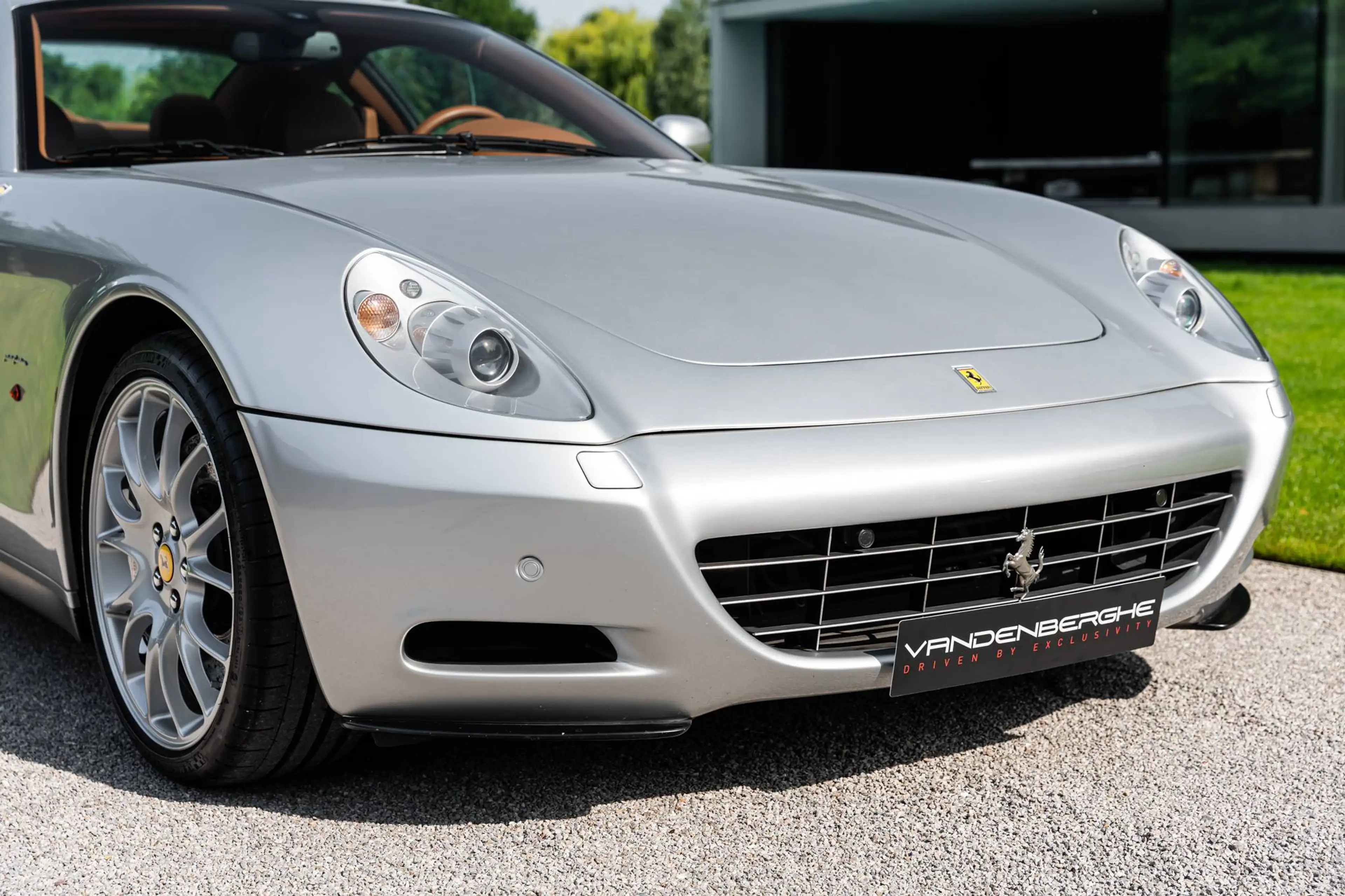 Ferrari 612 SCAGLIETTI / BELGIAN CAR / 2 OWNERS / ARGENTO NURURGRING — photo 7