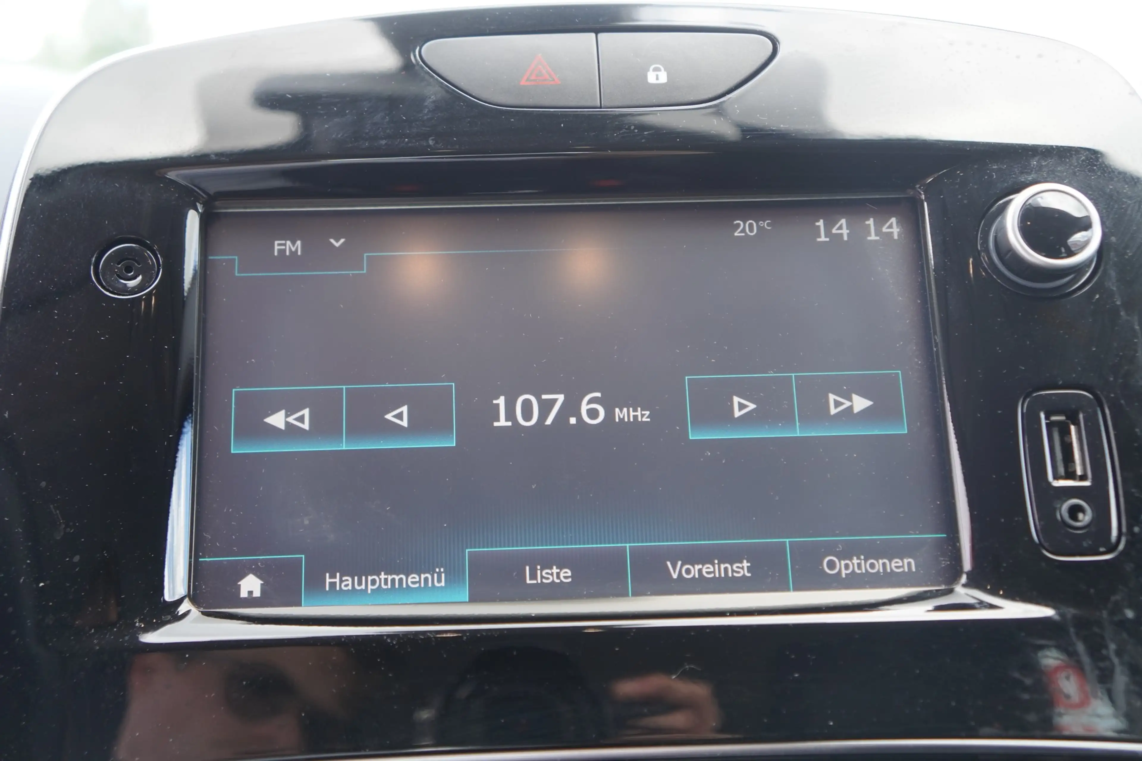 Renault Clio Grandtour 0.9 TCE Limited LED Navi Tempomat — photo 18