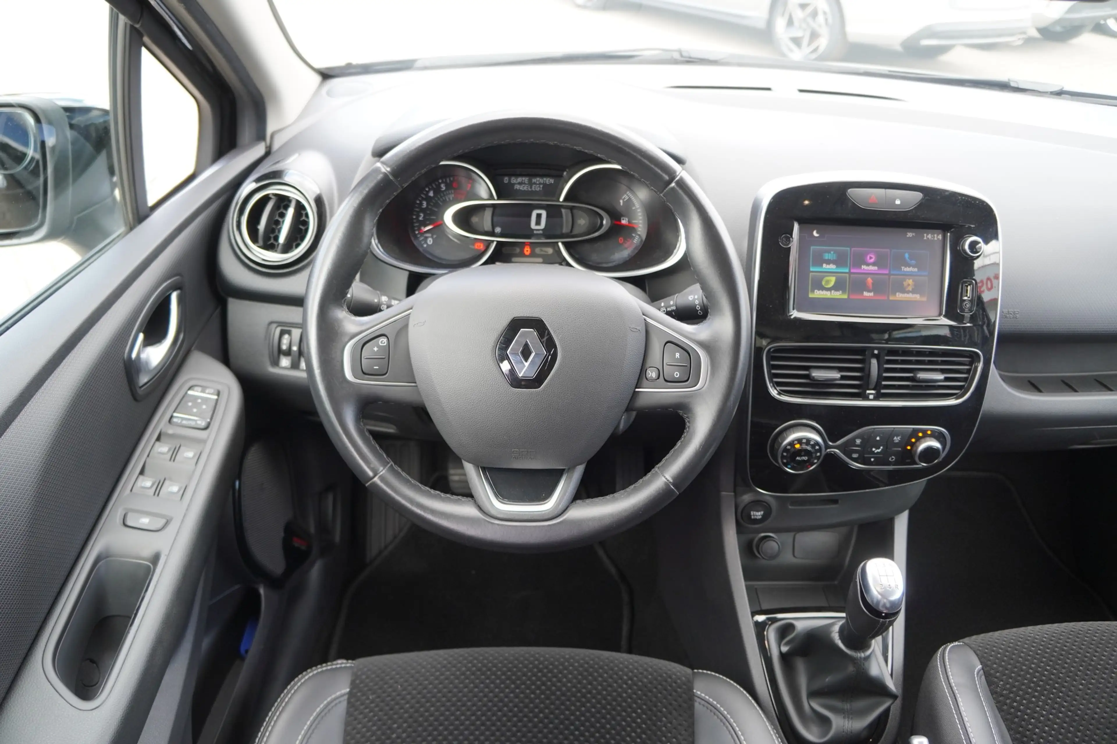 Renault Clio Grandtour 0.9 TCE Limited LED Navi Tempomat — photo 14