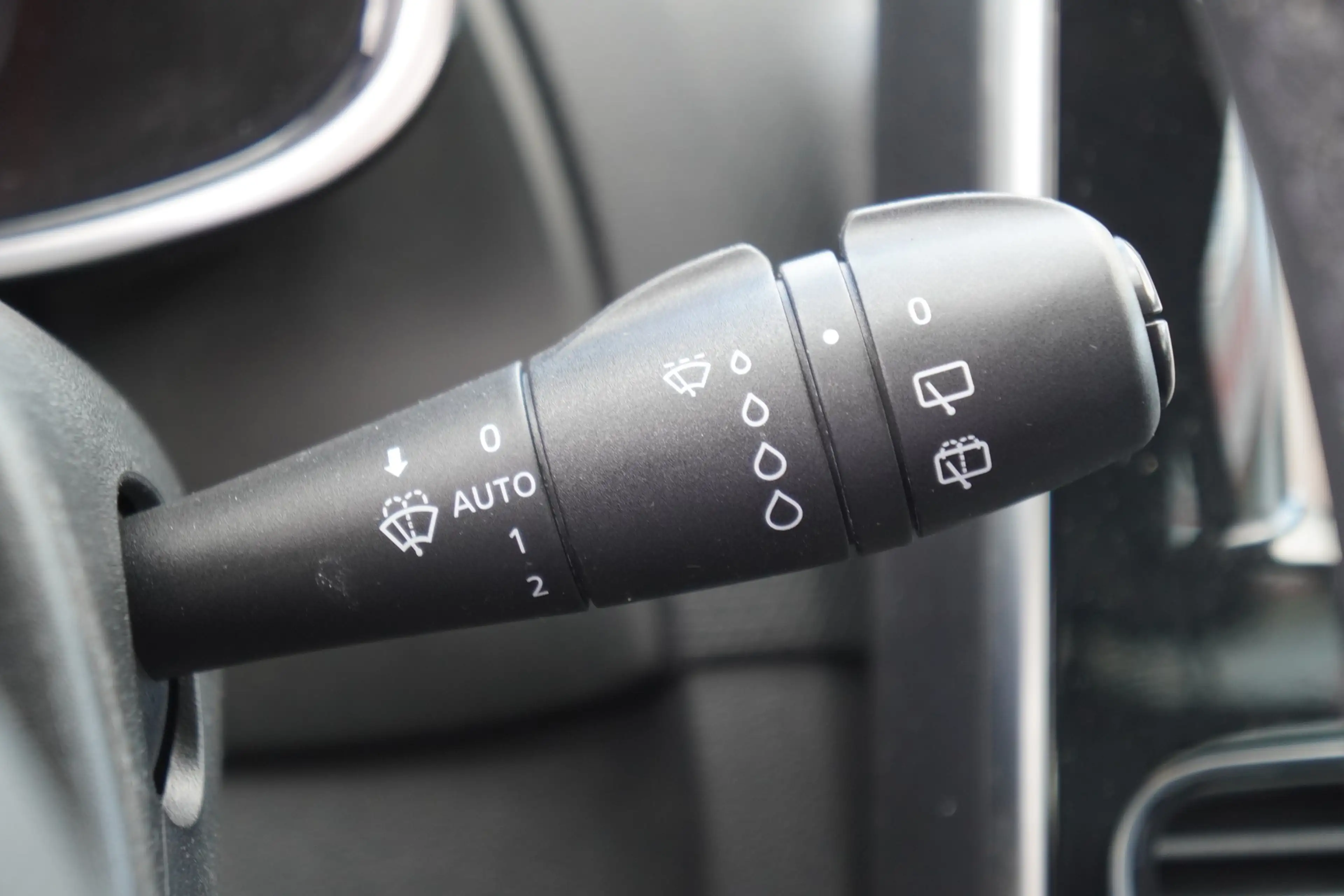 Renault Clio Grandtour 0.9 TCE Limited LED Navi Tempomat — photo 25