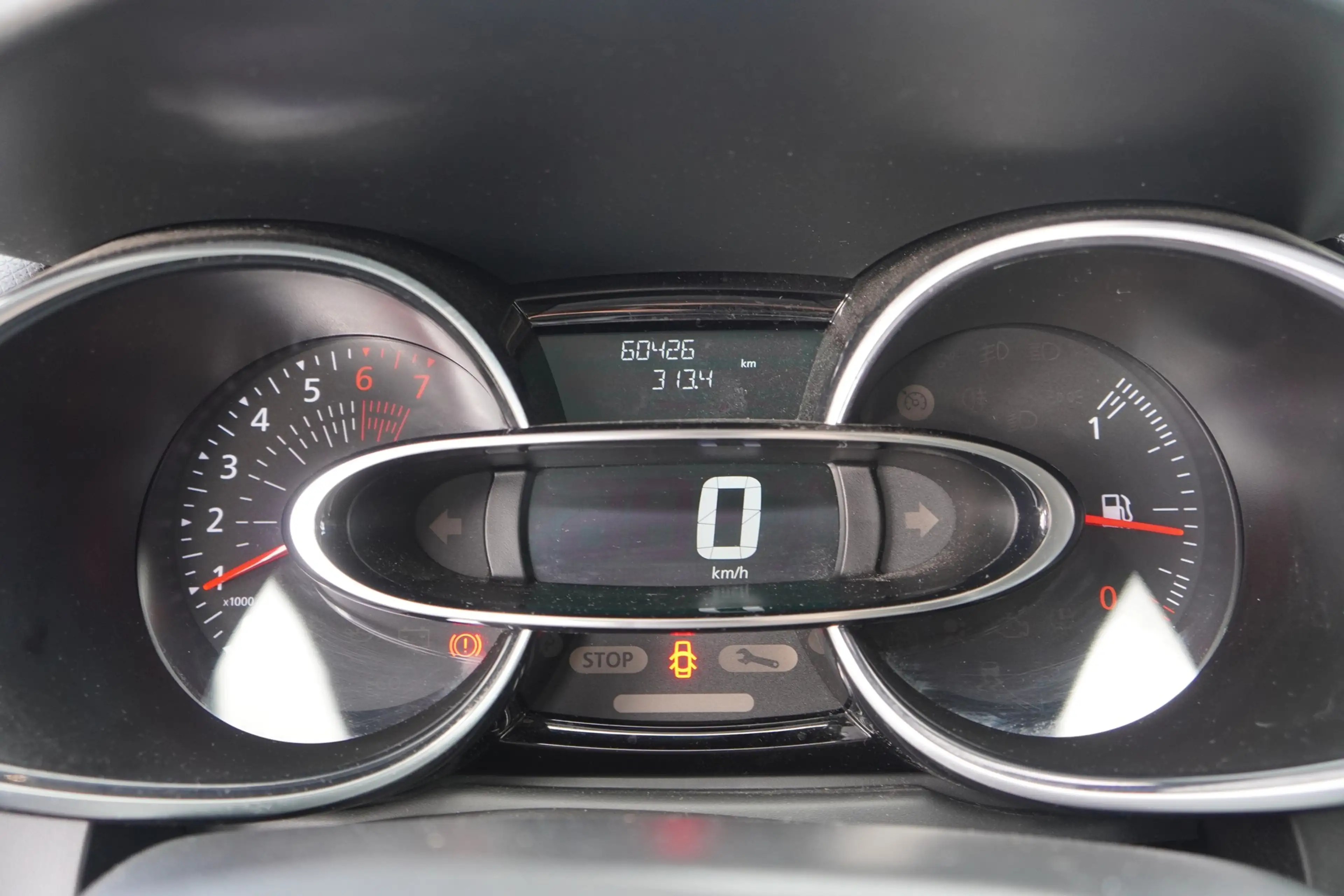 Renault Clio Grandtour 0.9 TCE Limited LED Navi Tempomat — photo 27