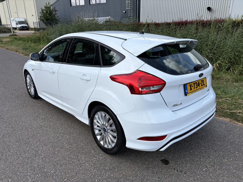 Ford Focus 1.0 Titanium Edition / ST-LINE / AIRCO / 136dkm! — photo 16