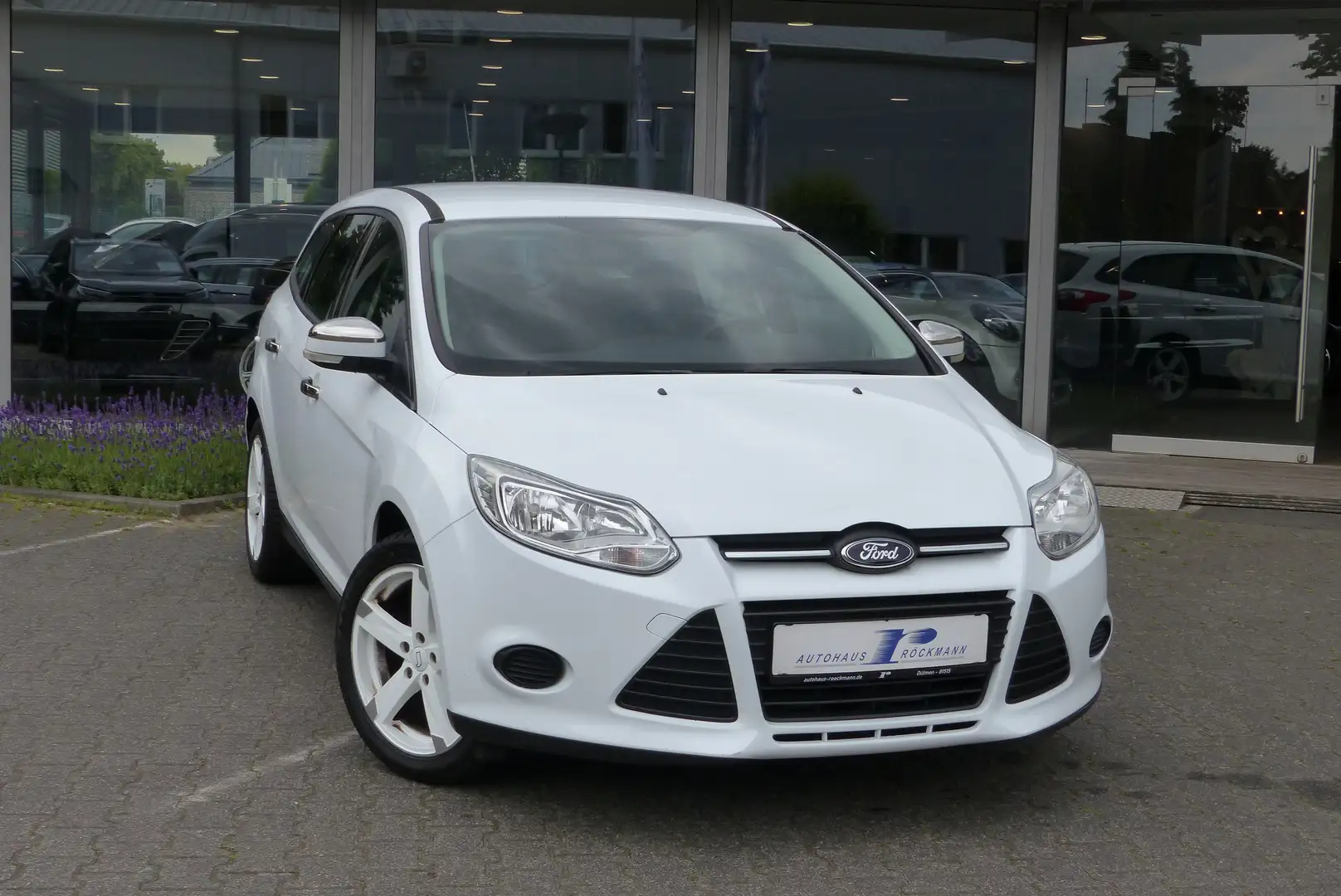 Ford Focus Turnier Ambiente Klima Alu Blanc - 1