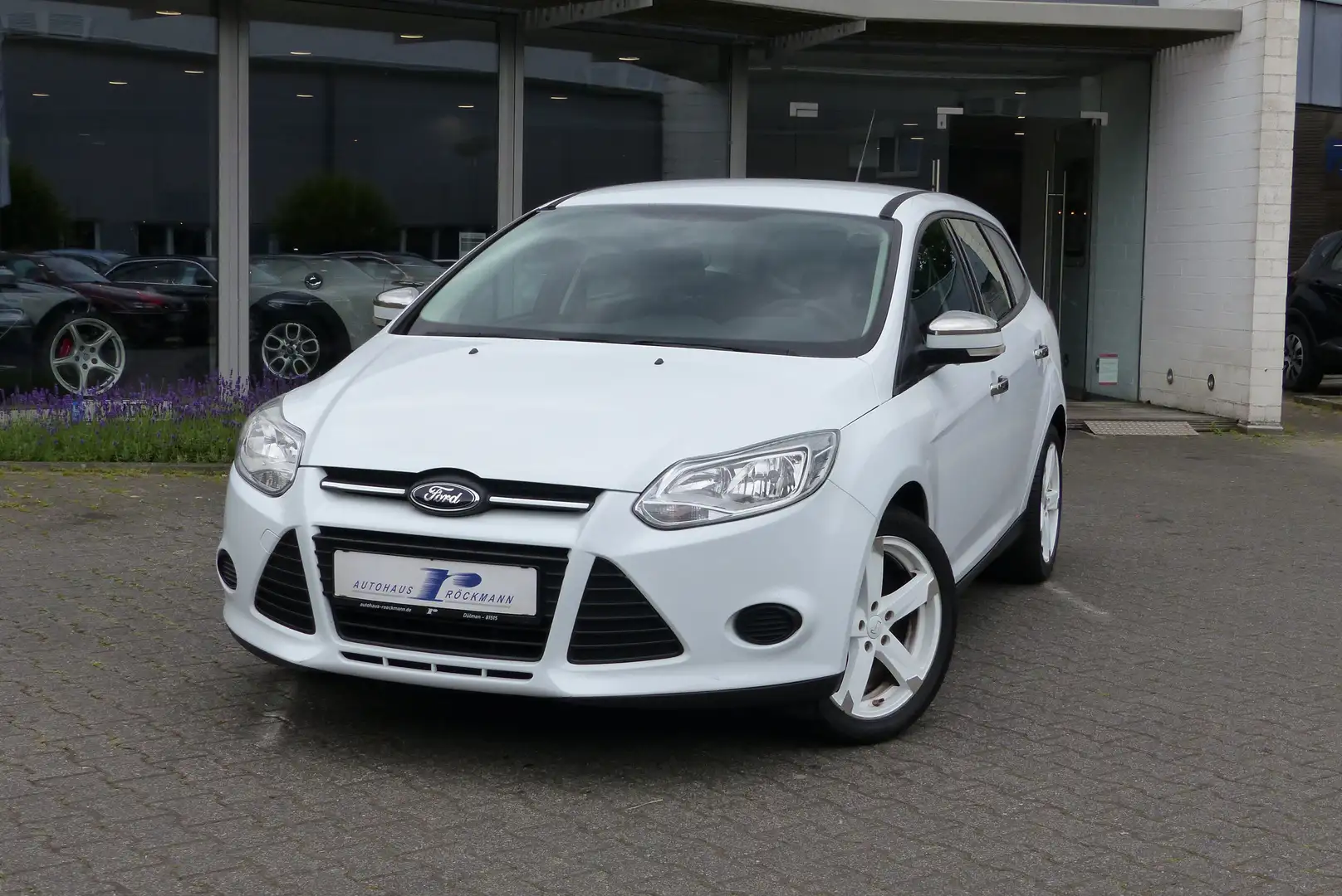 Ford Focus Turnier Ambiente Klima Alu Blanc - 2